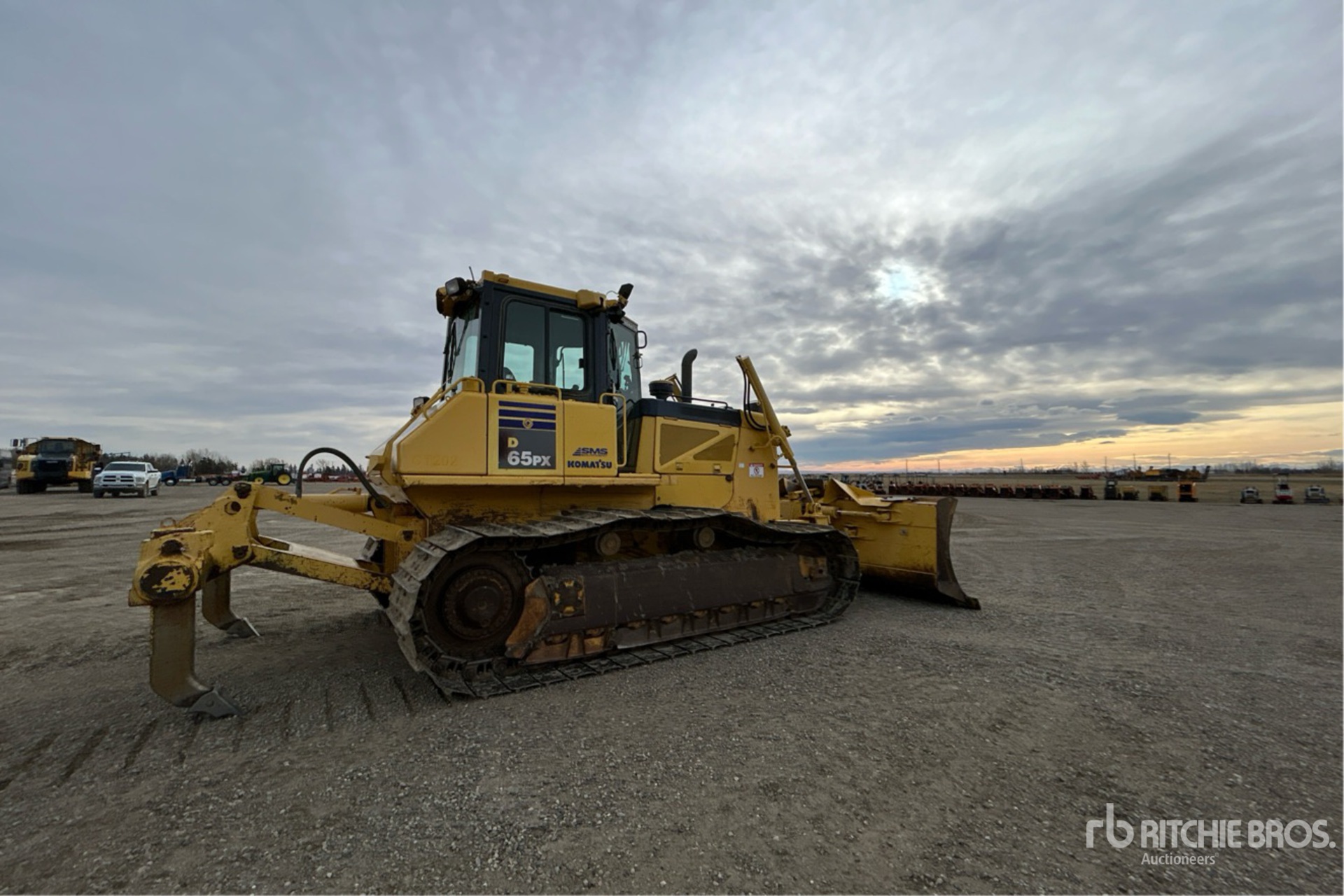 Aspect général with Image, coin arrière droit
