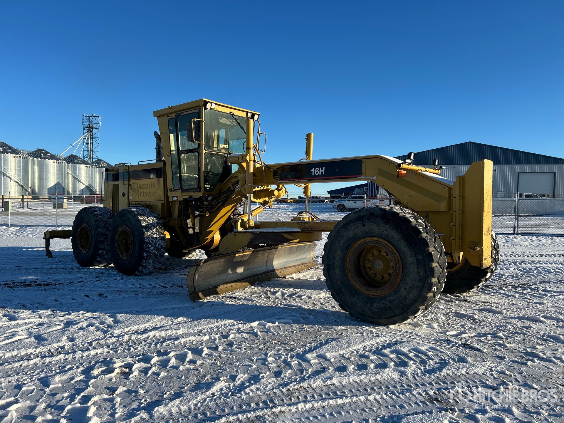 General Appearance with Imagen: esquina delantera derecha