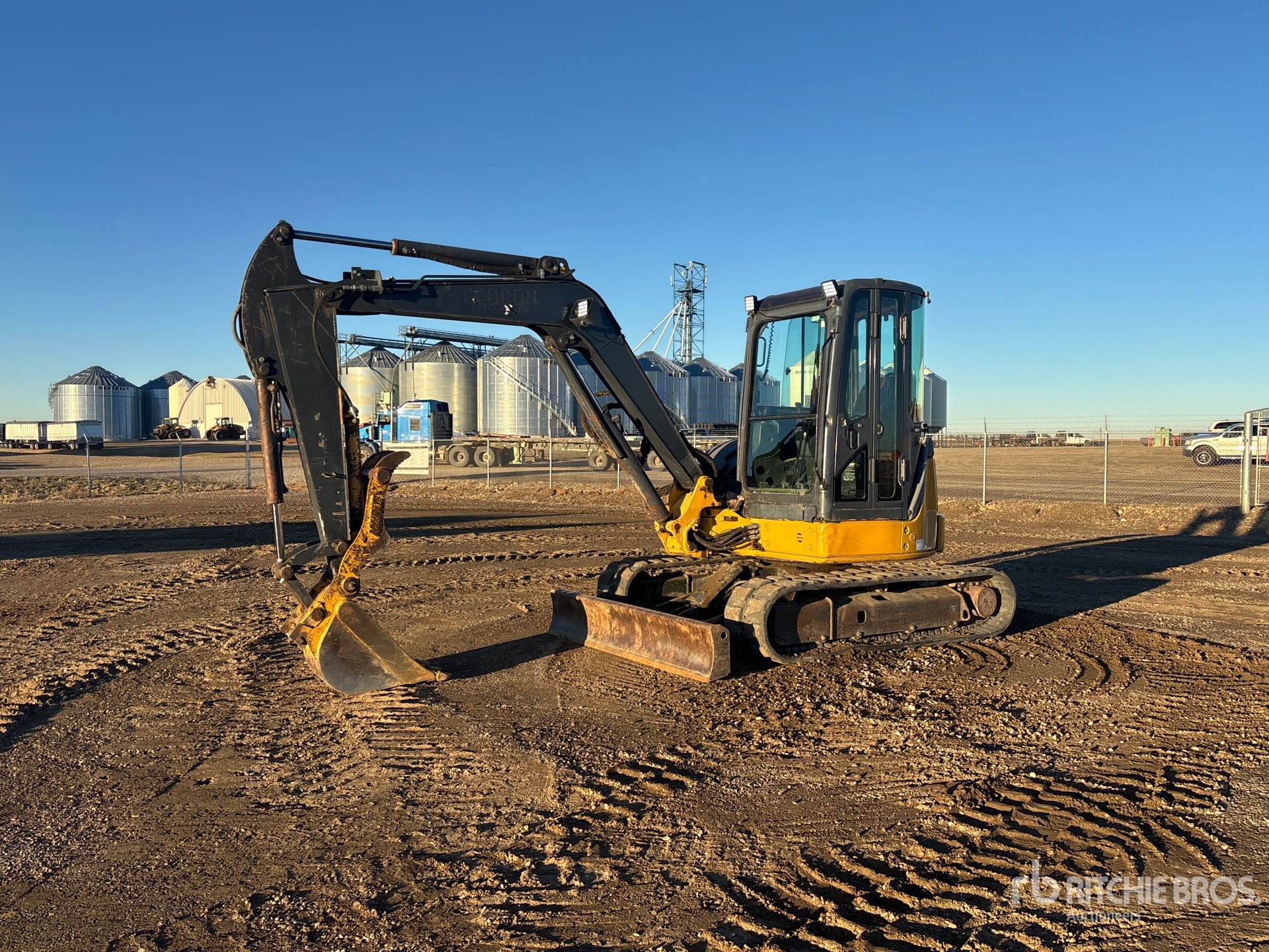 General Appearance with Featured Photo