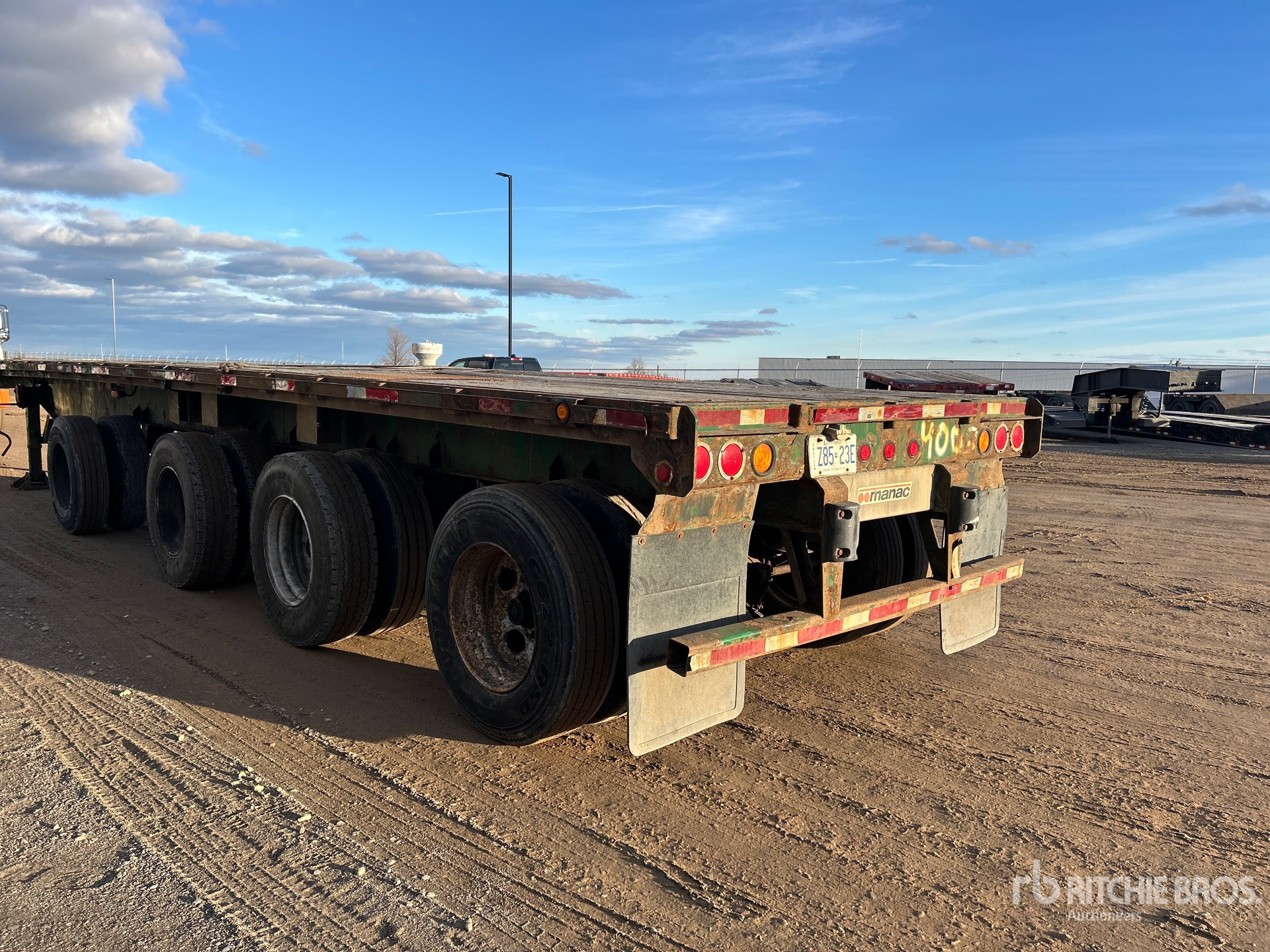 General Appearance with Imagen: esquina trasera izquierda