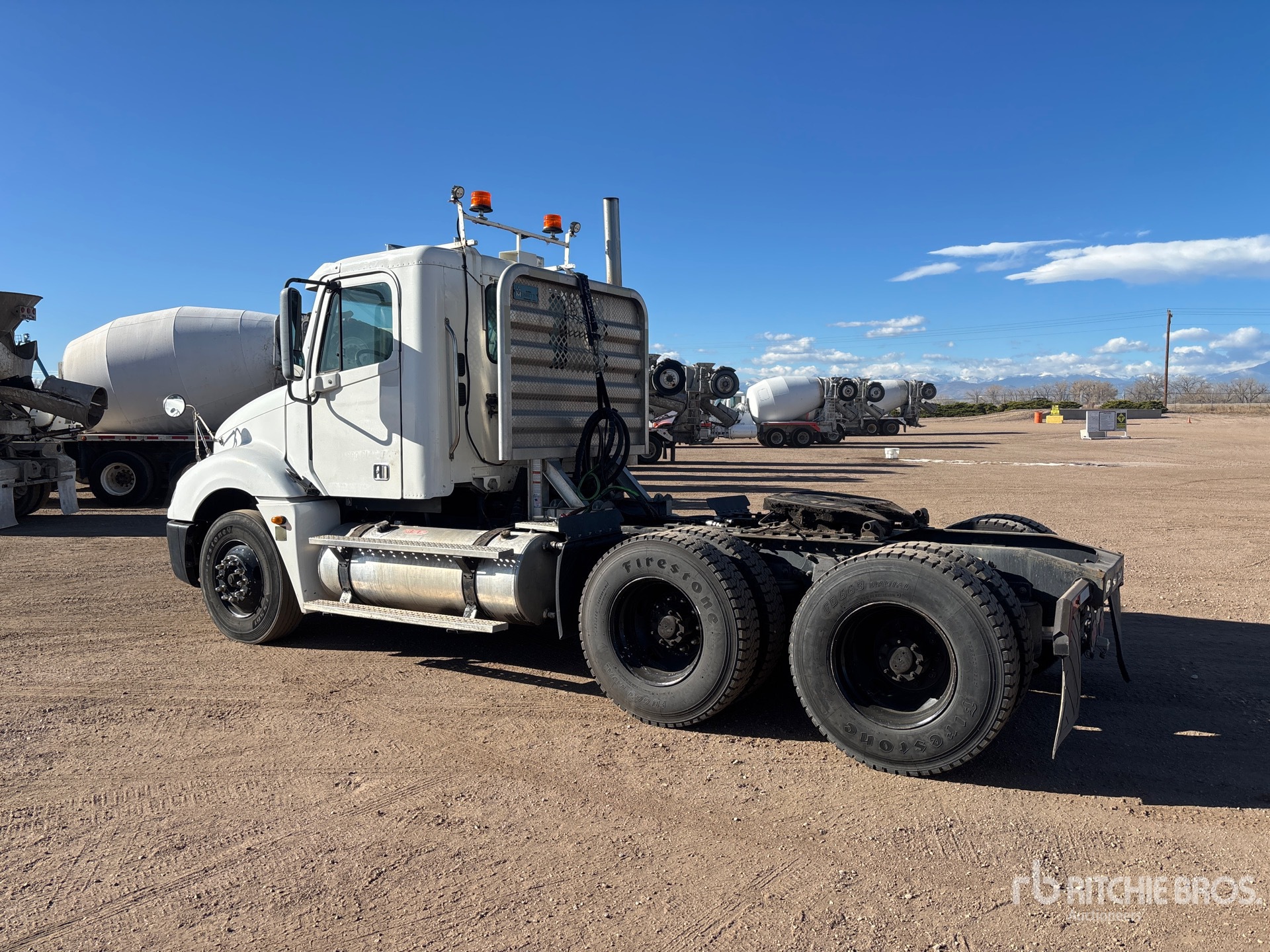 Aspect général with Image, coin arrière gauche