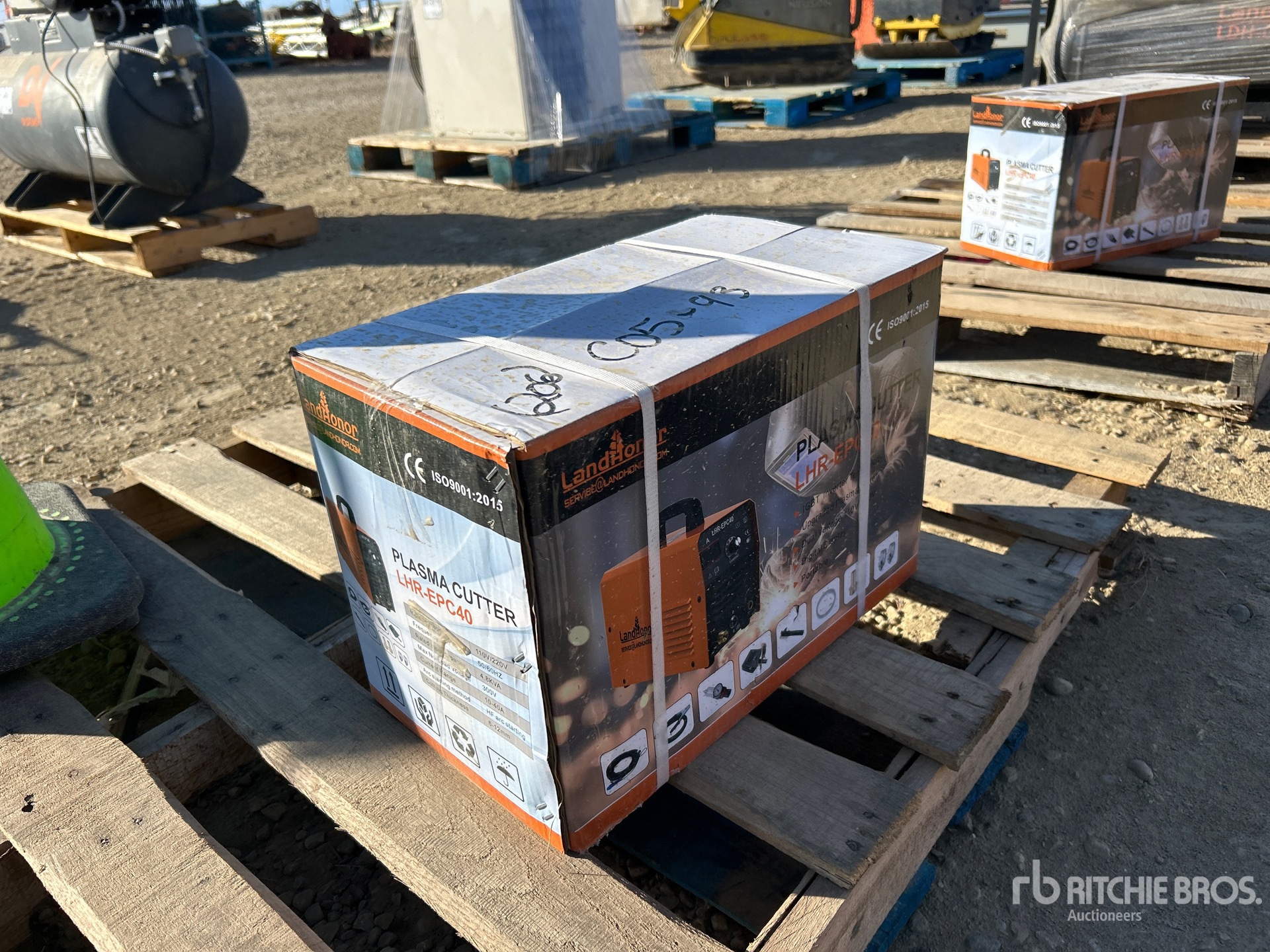 General Appearance with Picture, Left Front Corner