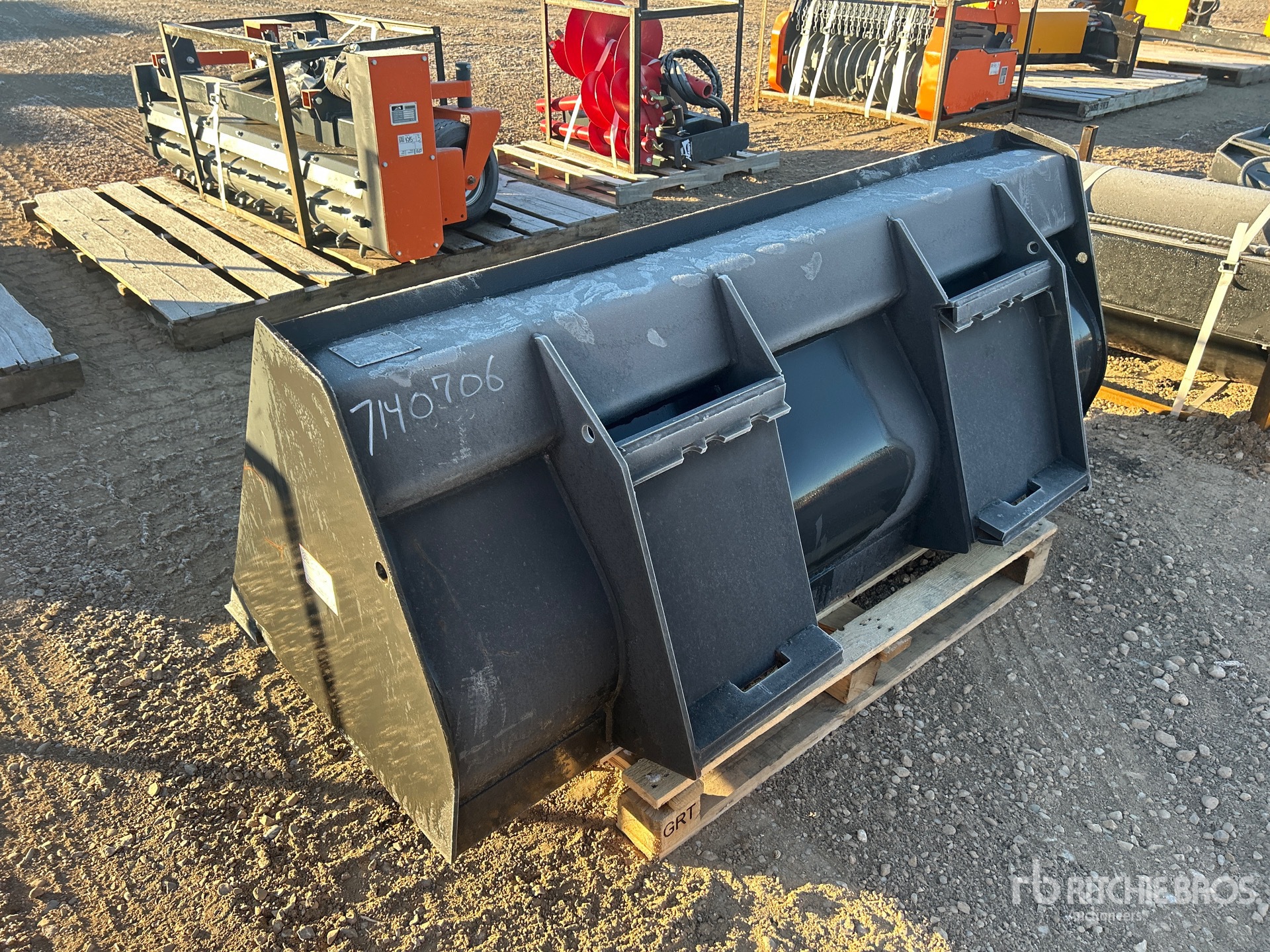 Aspect général with Image, coin arrière gauche