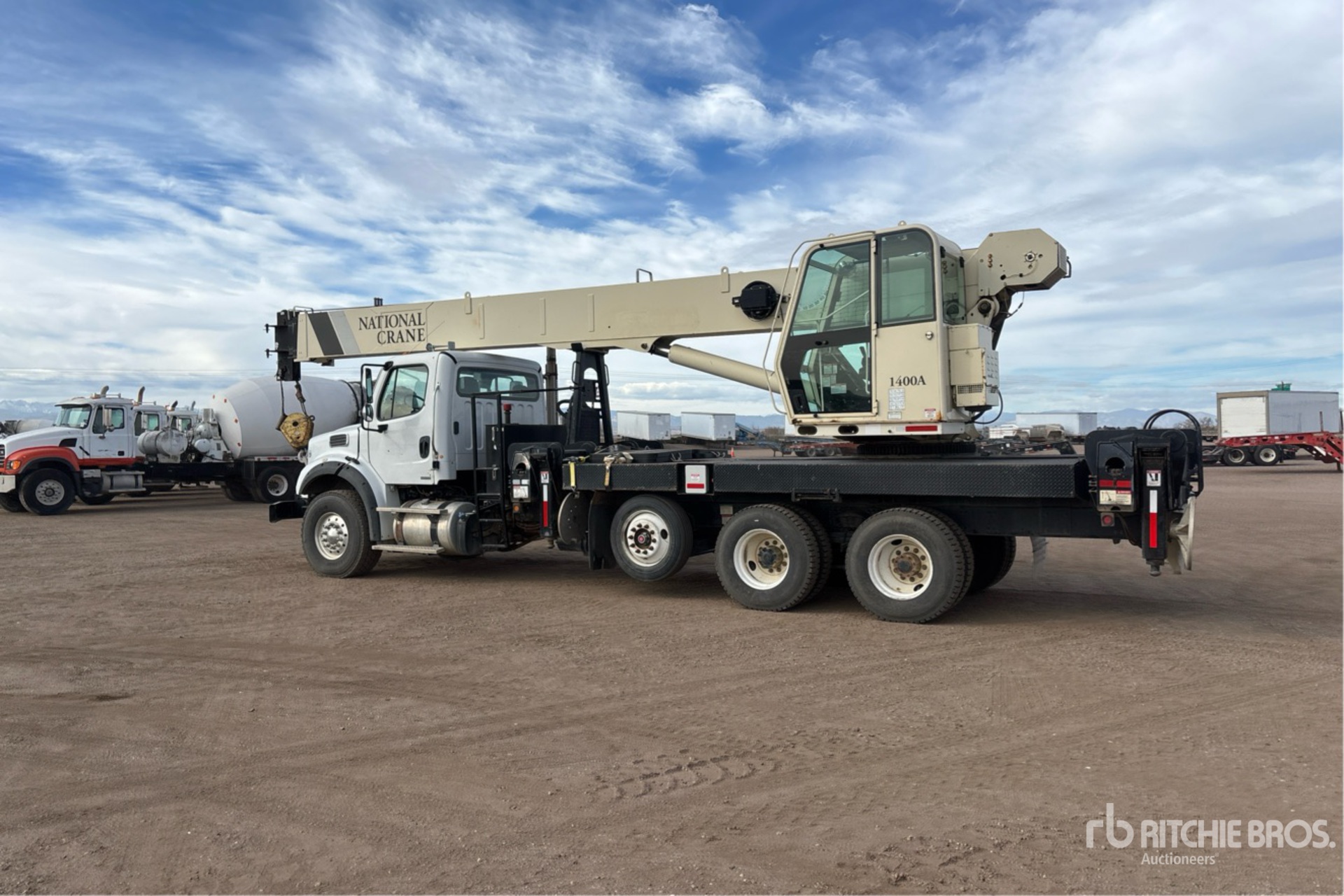 General Appearance with Imagen: esquina trasera izquierda