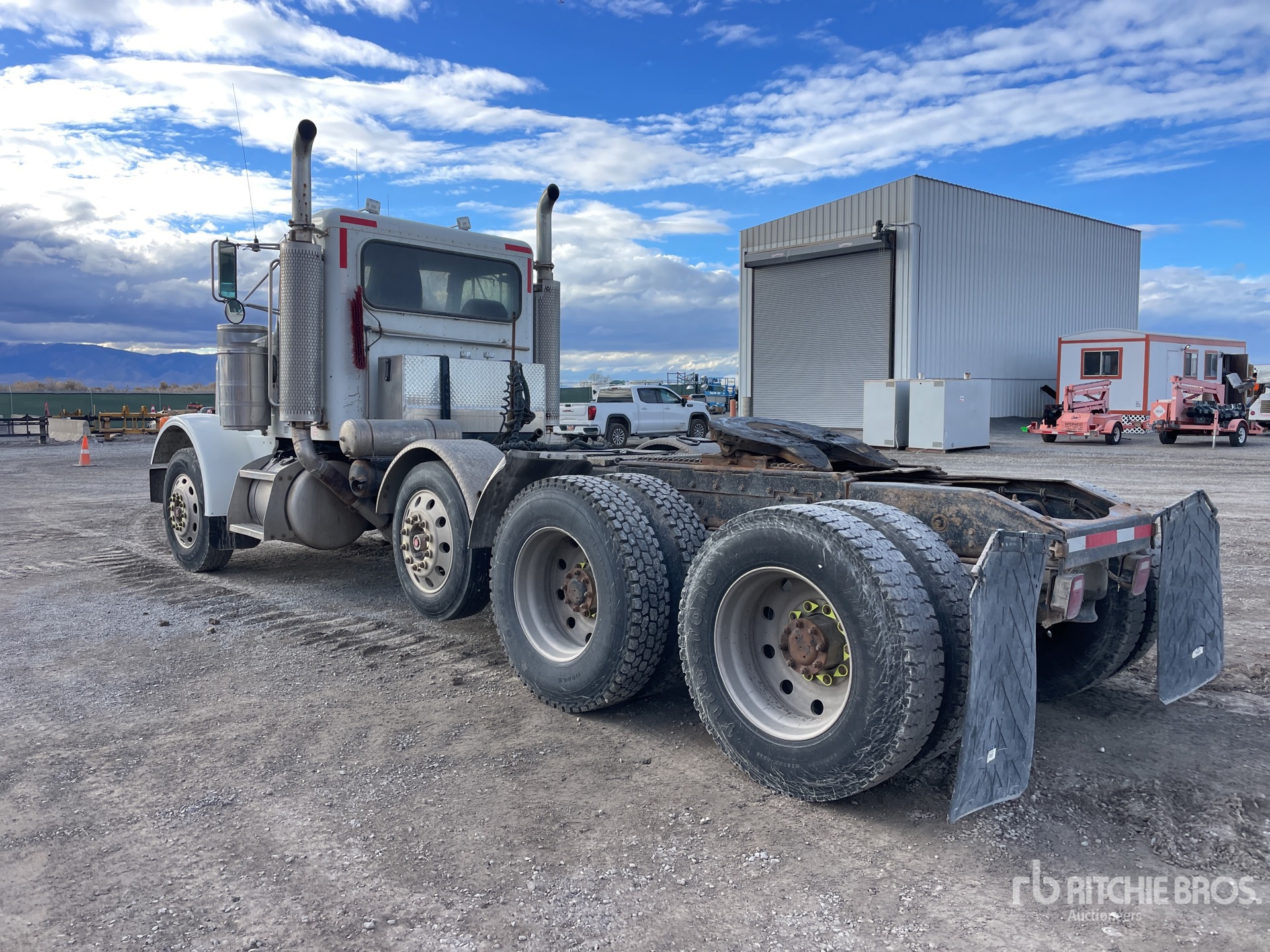 General Appearance with Imagen: esquina trasera izquierda