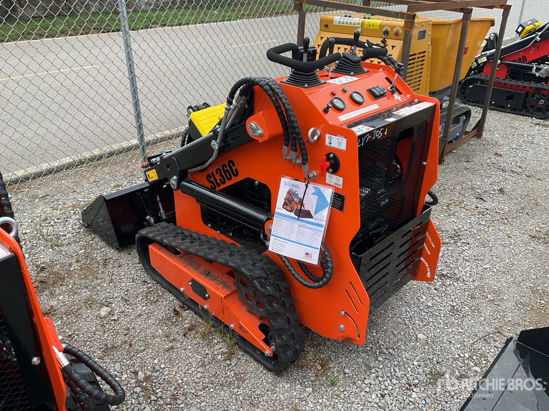 General Appearance with Picture, Left Rear Corner