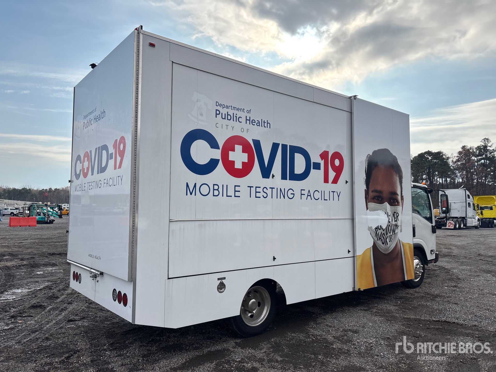 General Appearance with Picture, Right Rear Corner