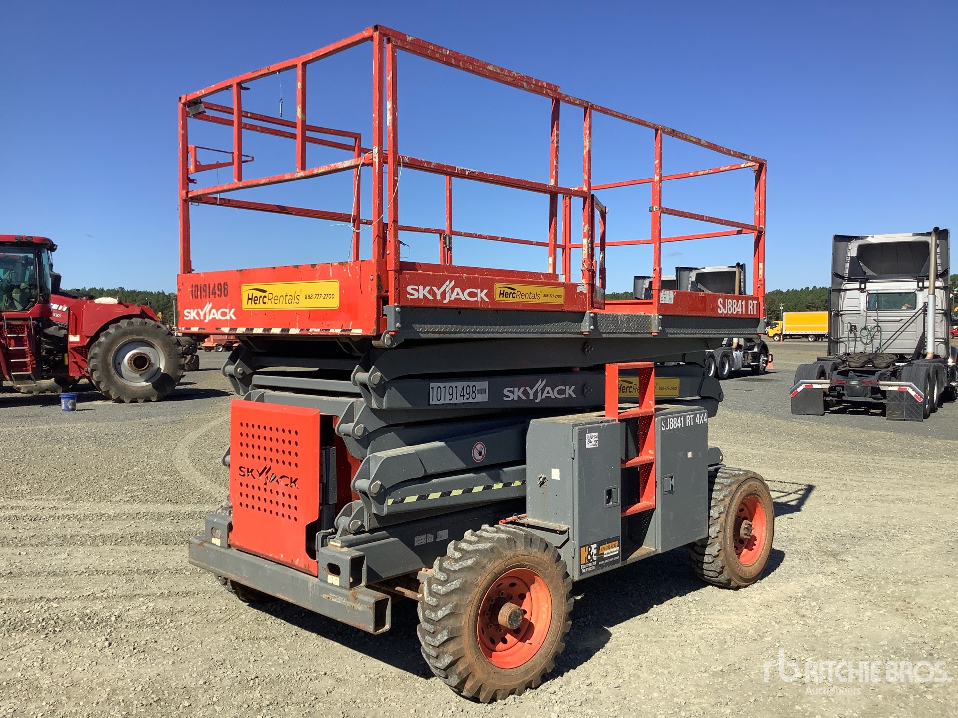 General Appearance with Picture, Left Front Corner