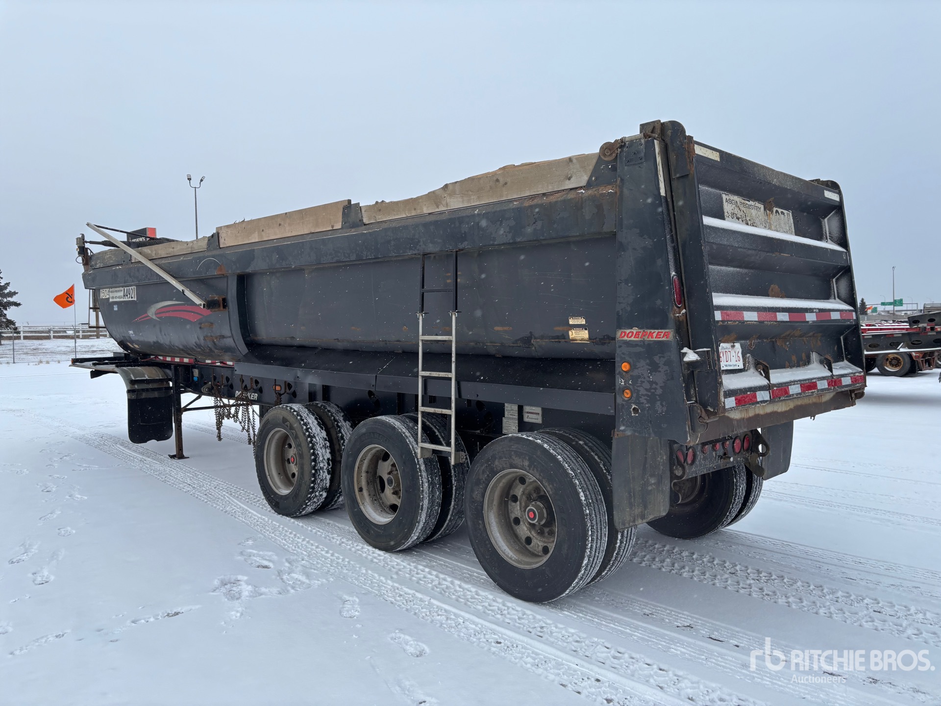 General Appearance with Bild, Ecke hinten links