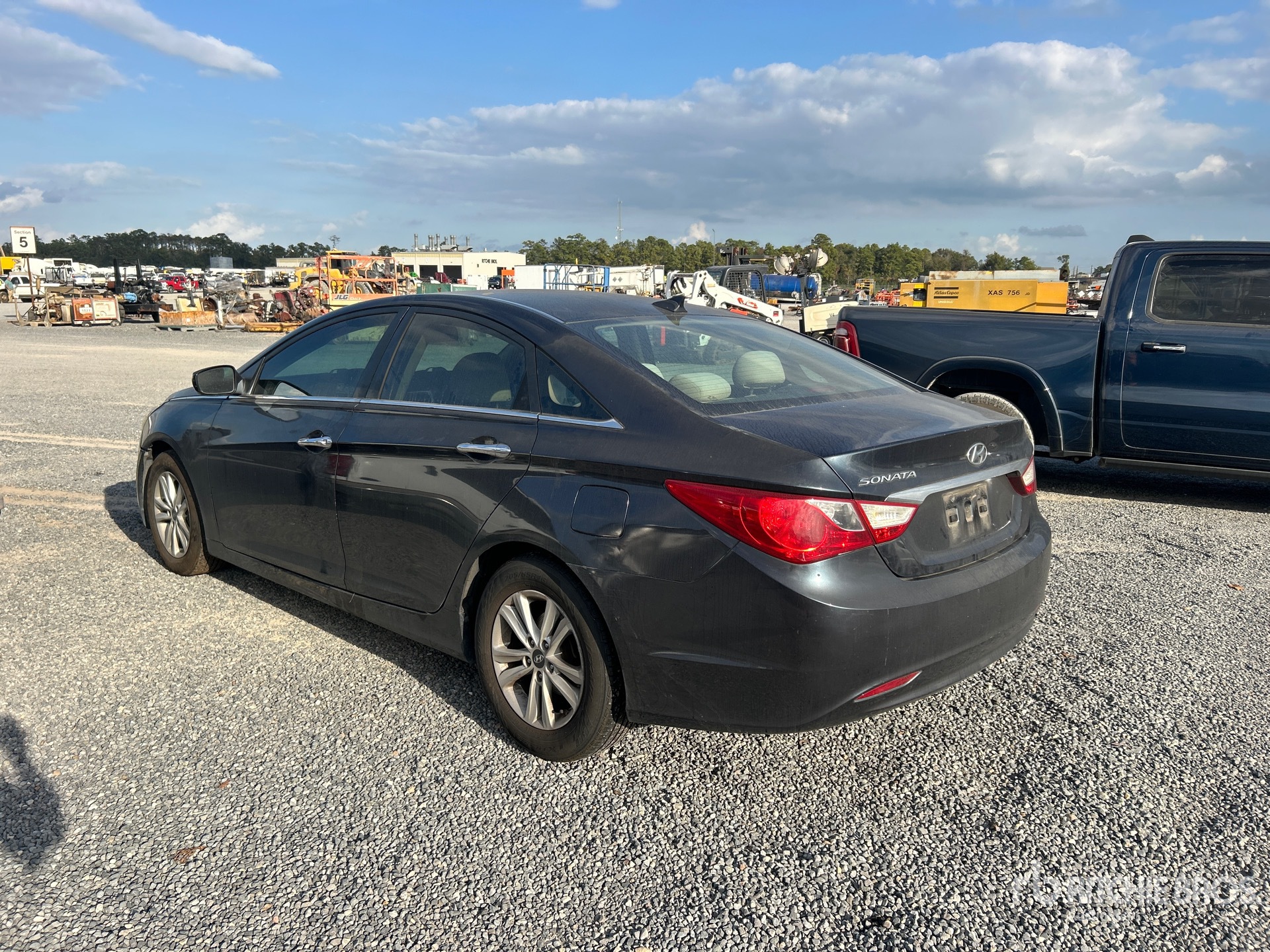 General Appearance with Picture, Left Rear Corner