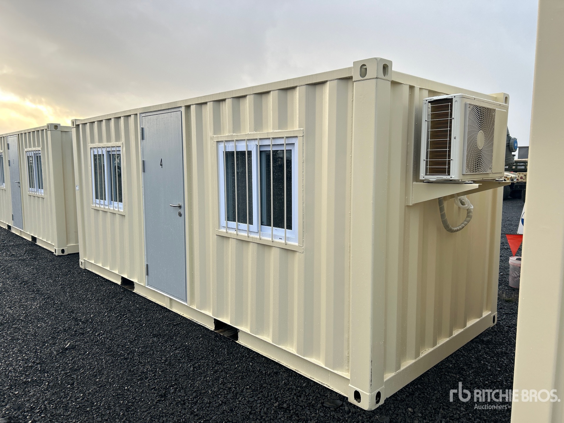 General Appearance with Image, coin arrière gauche