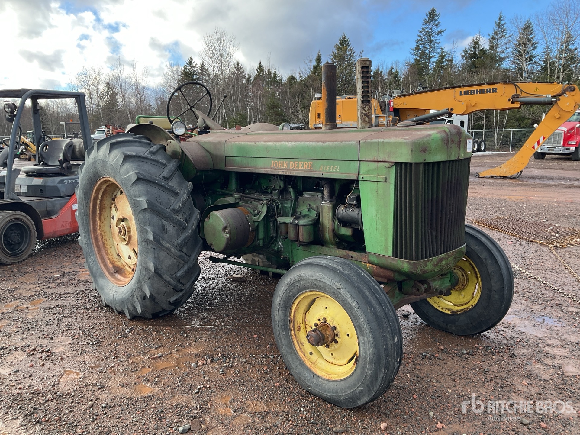 General Appearance with Picture, Right Front Corner