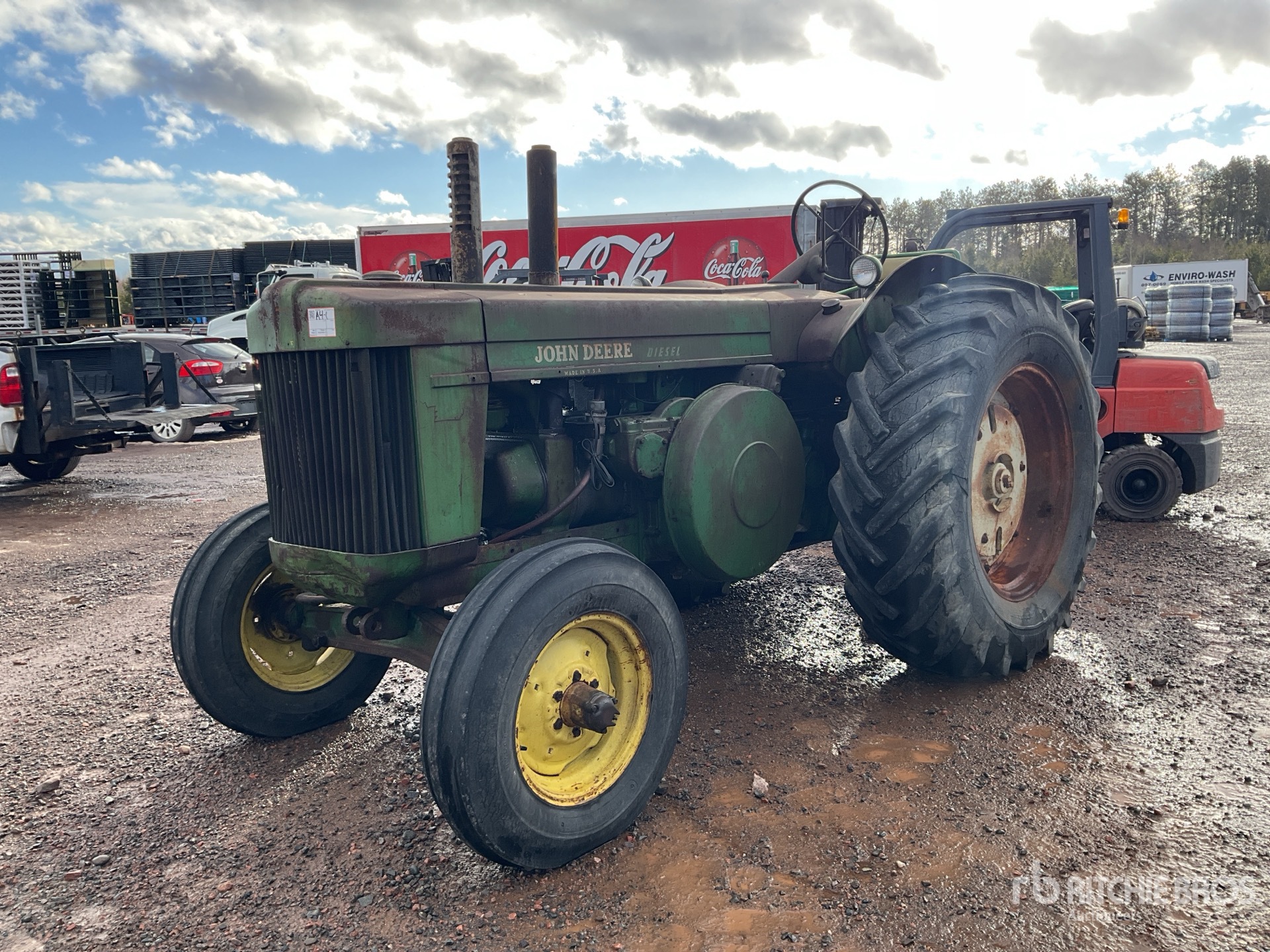 General Appearance with Picture, Left Front Corner