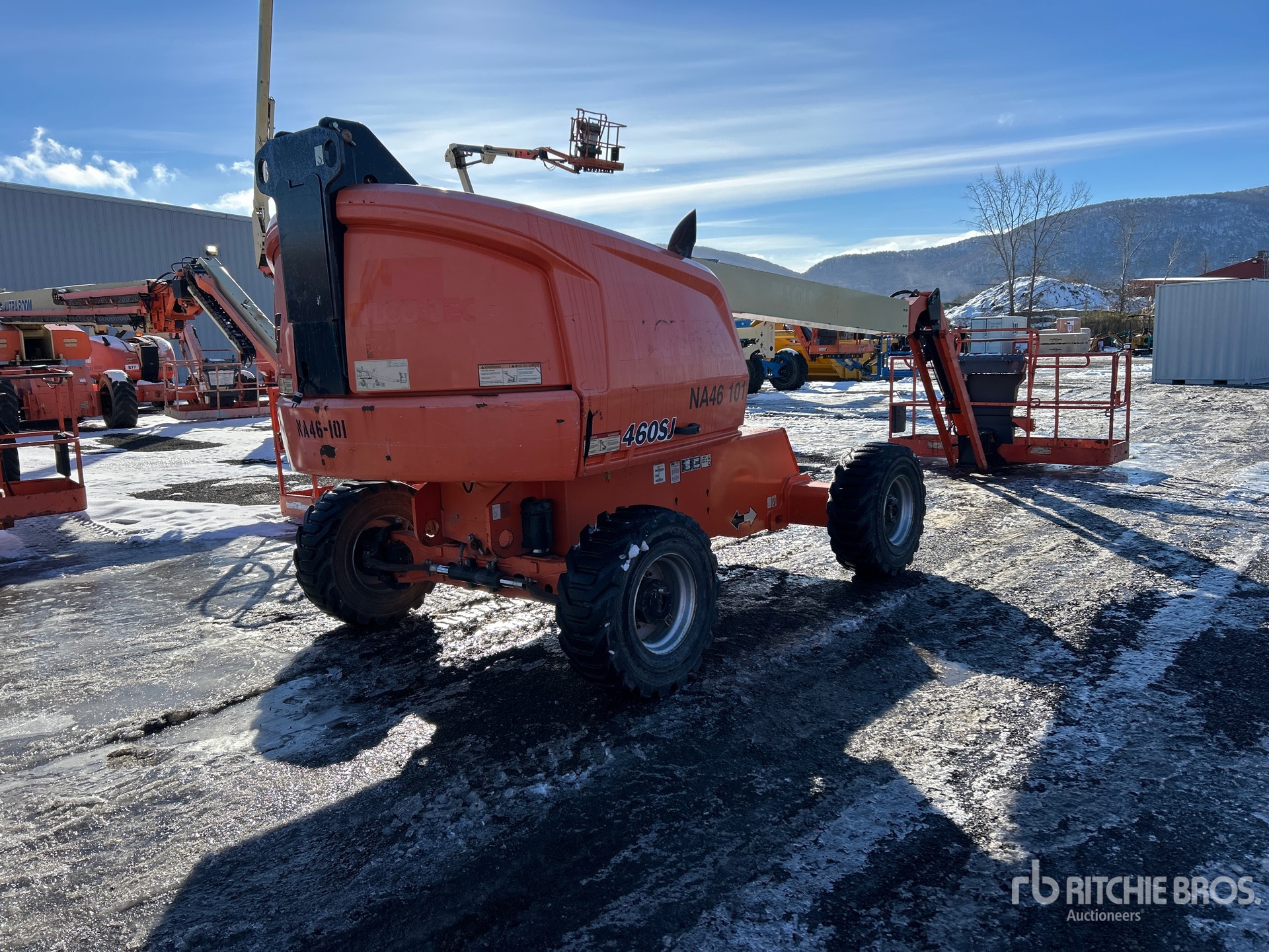 General Appearance with Picture, Right Rear Corner