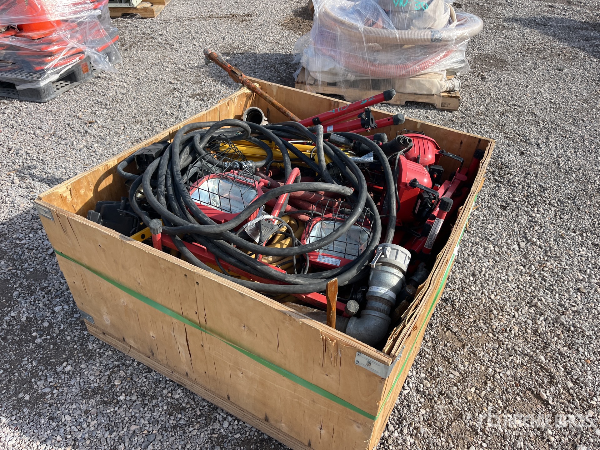 General Appearance with Foto, angolo anteriore sinistro