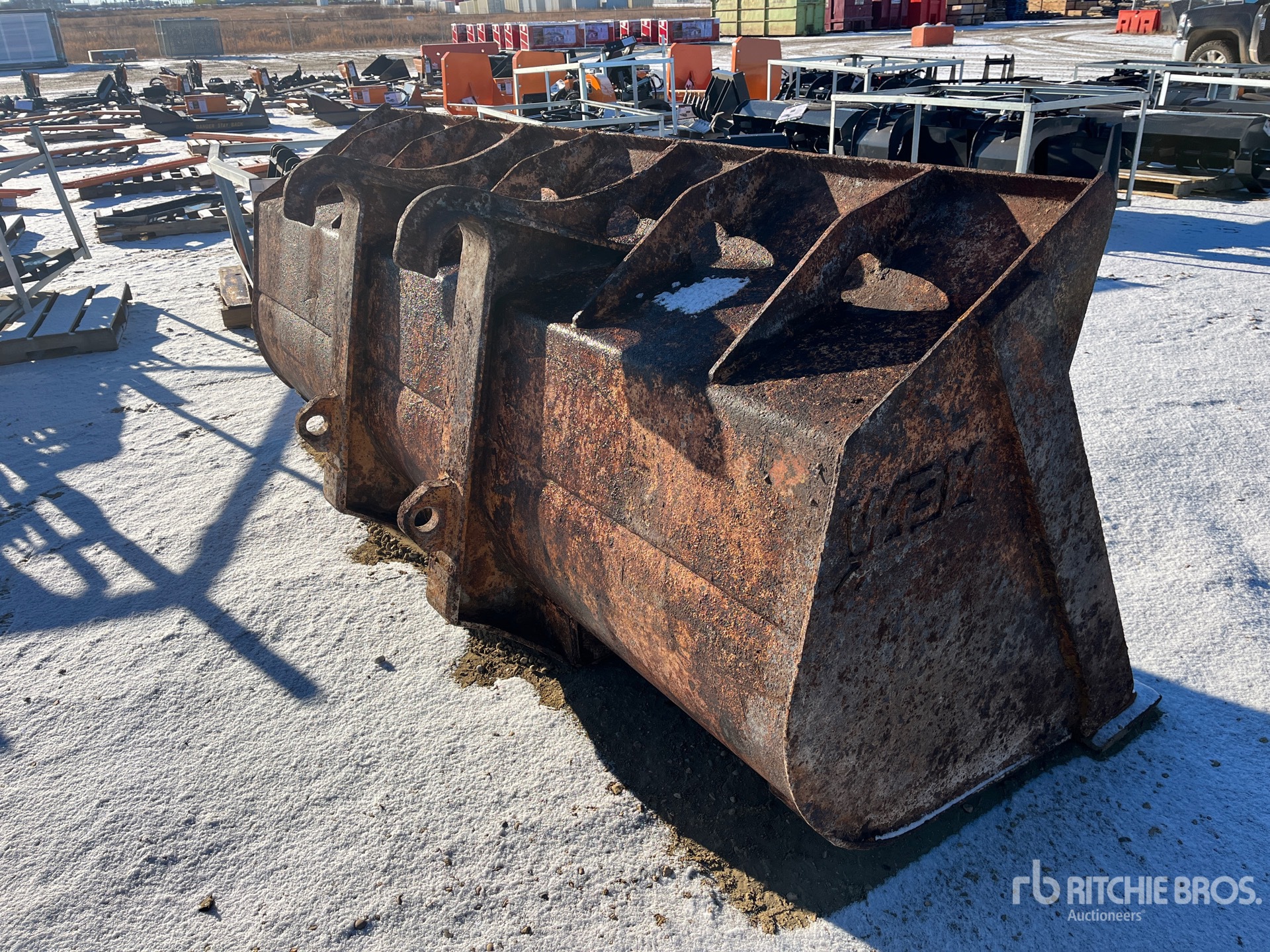 General Appearance with Bild, Ecke hinten rechts