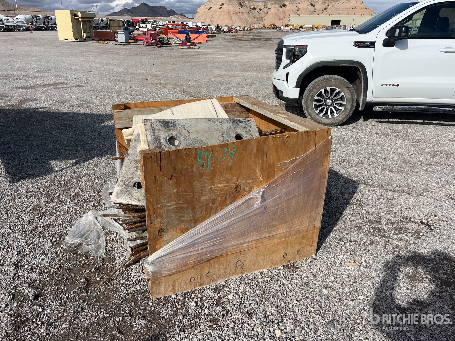 General Appearance with Picture, Left Front Corner