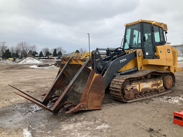 2015 John Deere 755K Crawler Loader