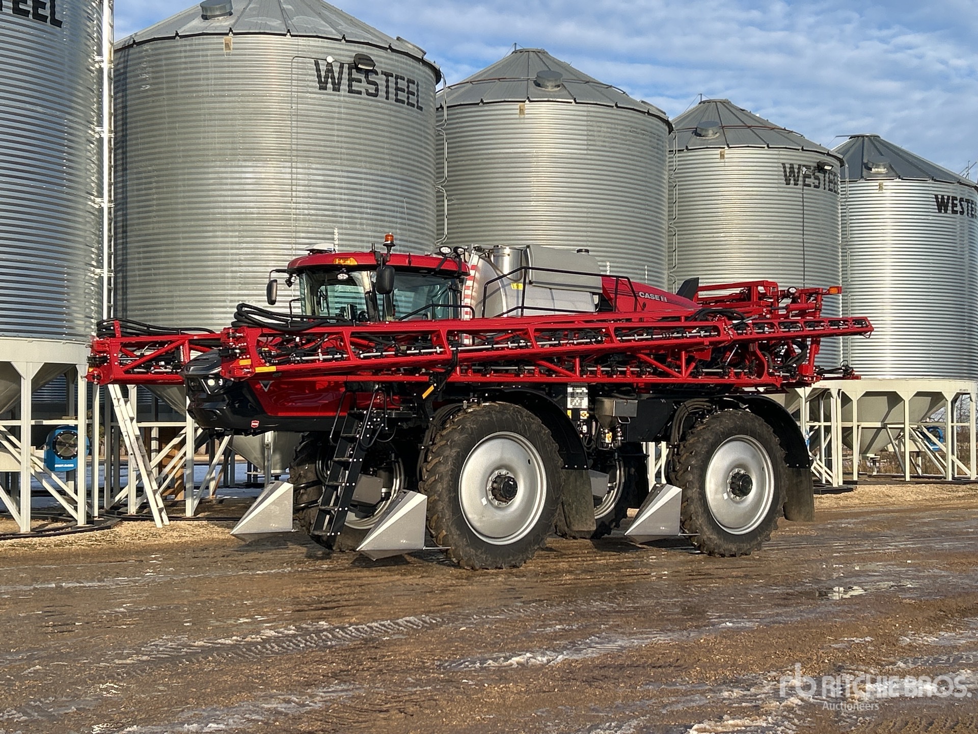 General Appearance with Foto, angolo anteriore sinistro