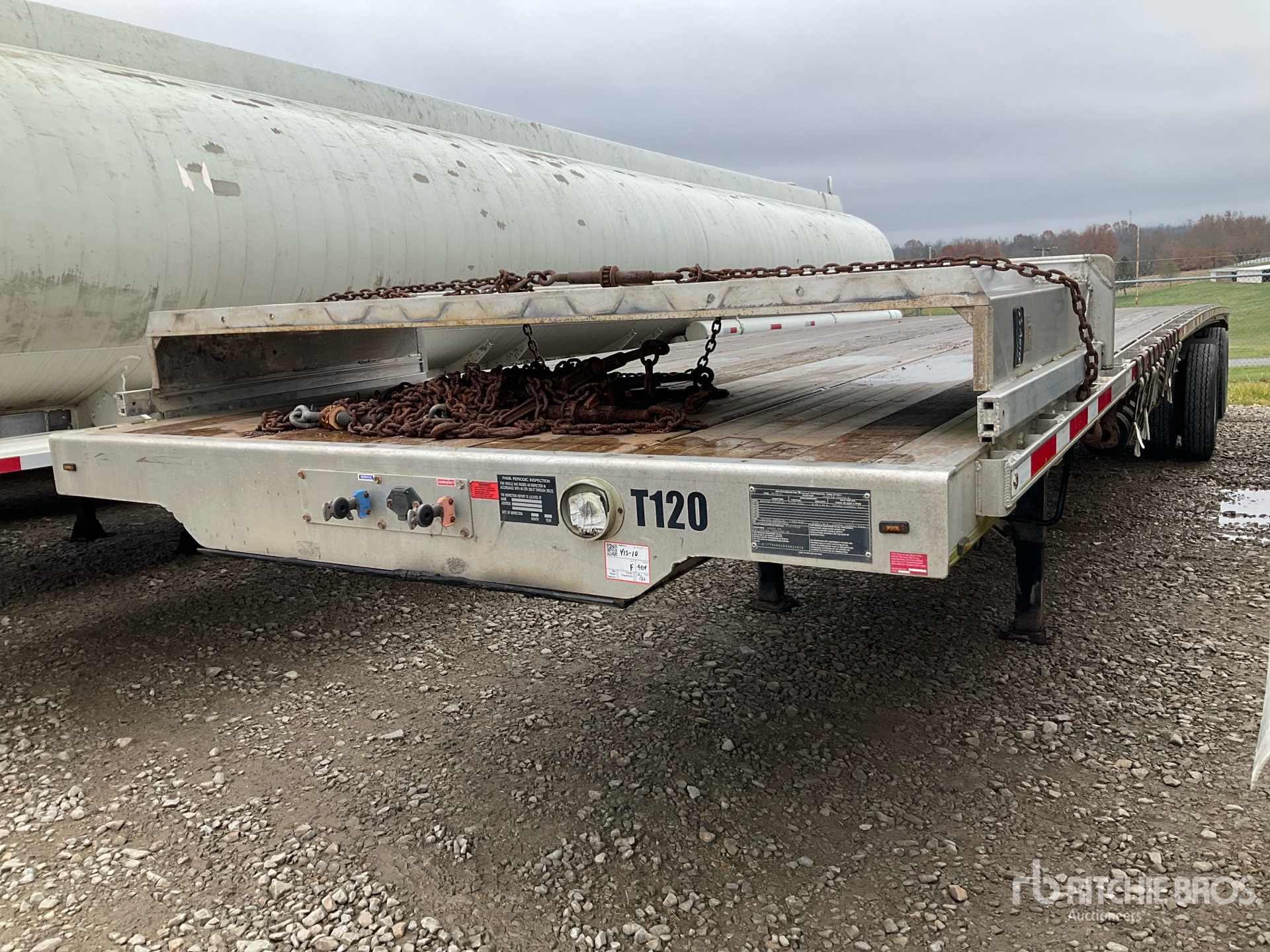 General Appearance with Foto, angolo anteriore sinistro