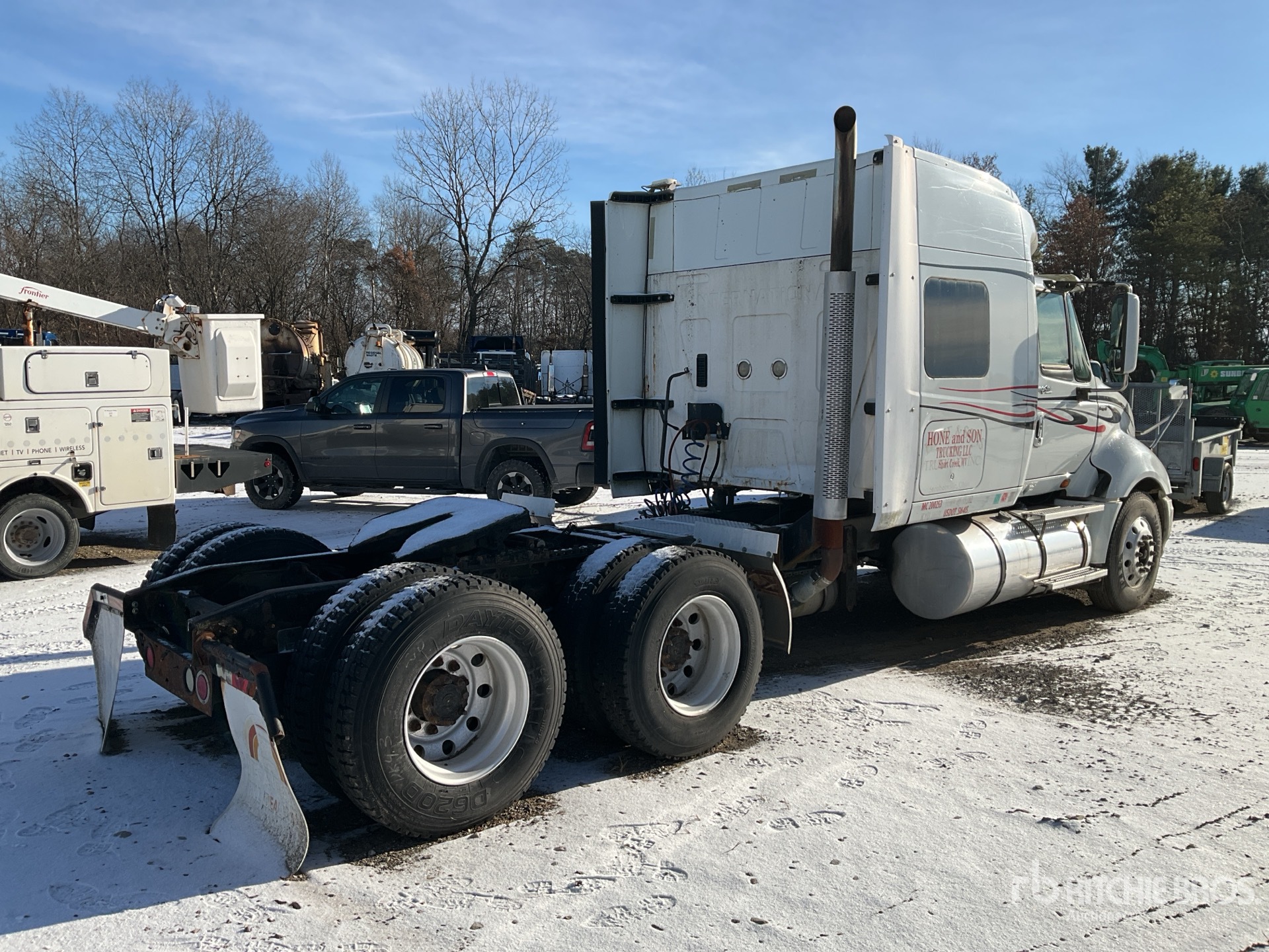 General Appearance with Image, coin arrière droit