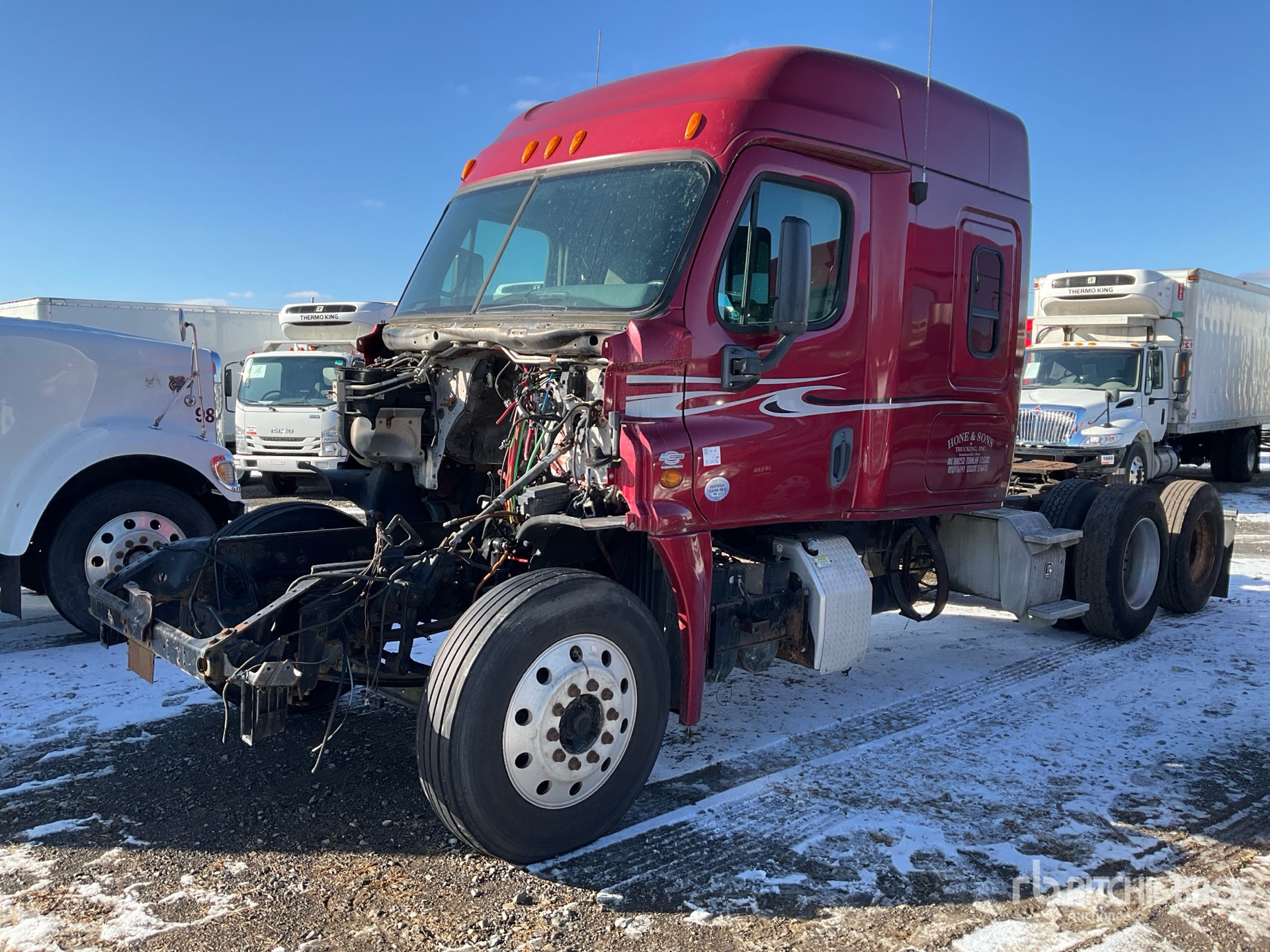 General Appearance with Picture, Left Front Corner