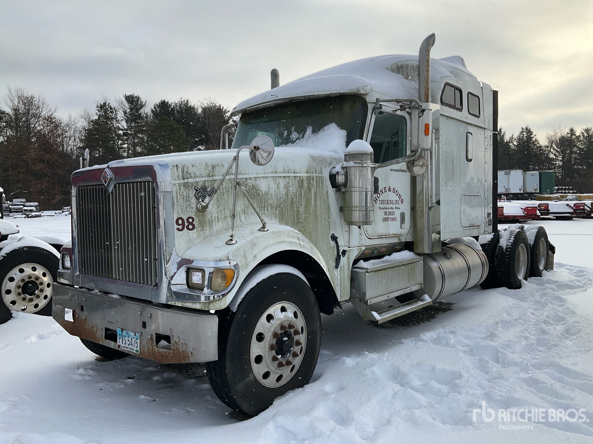 General Appearance with Foto, angolo anteriore sinistro