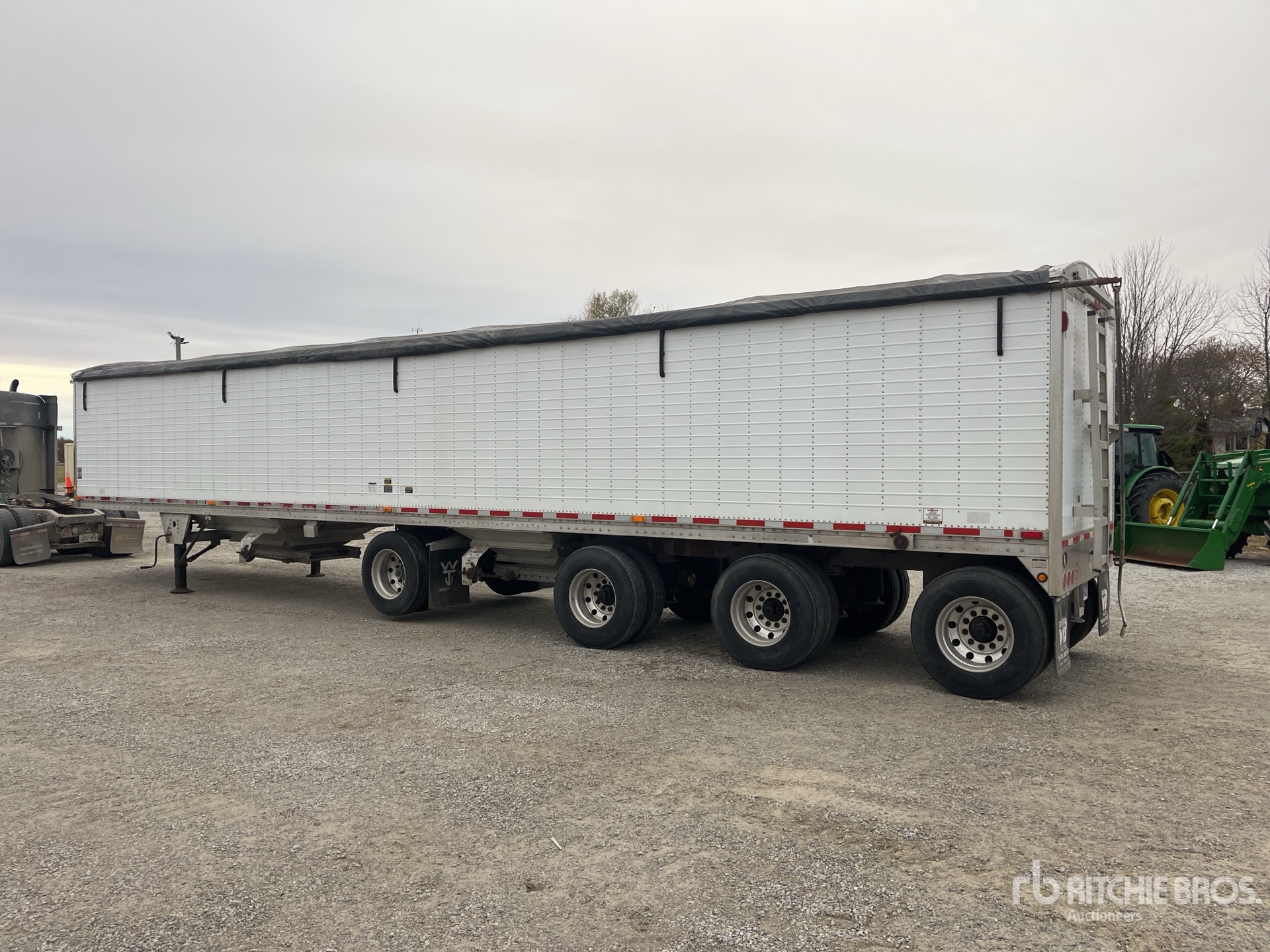 General Appearance with Imagen: esquina trasera izquierda