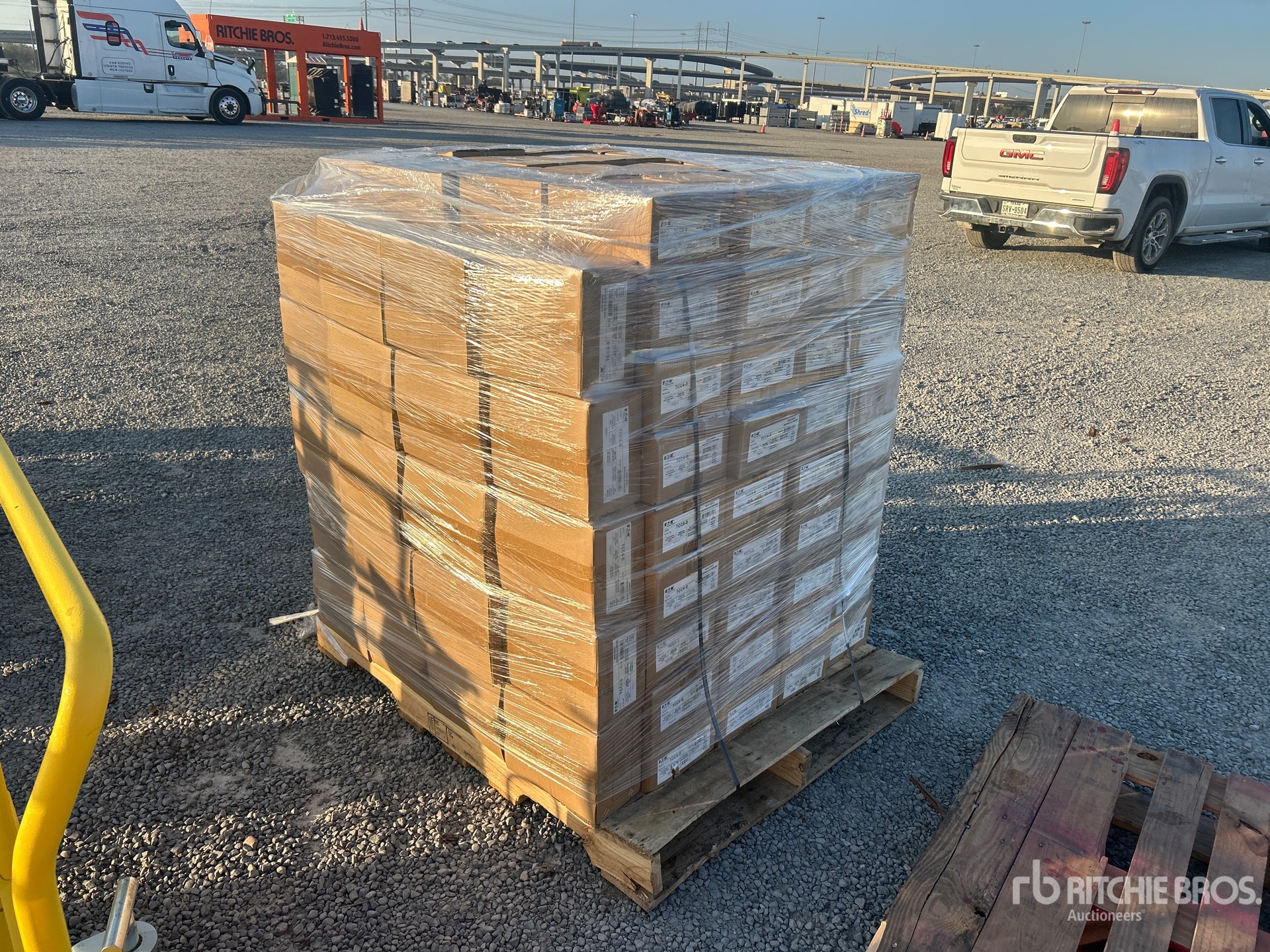 General Appearance with Bild, Ecke hinten rechts