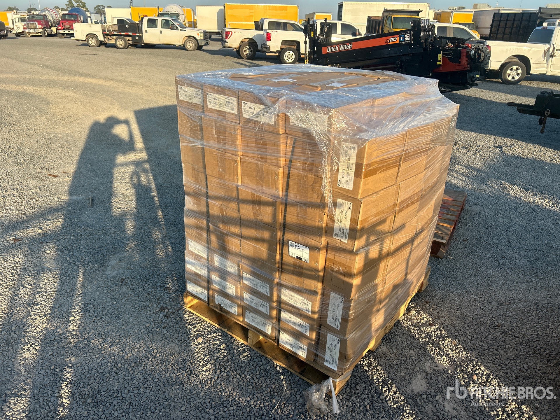 General Appearance with Bild, Ecke vorne rechts