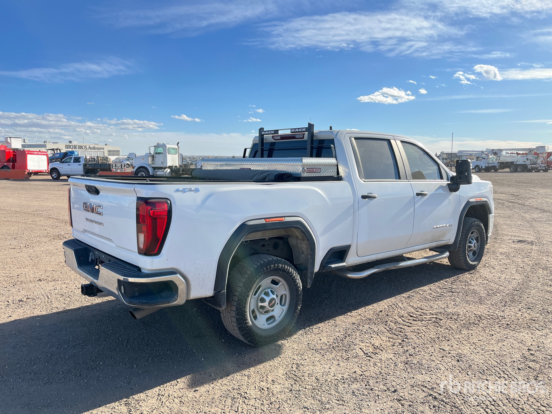 General Appearance with Bild, Ecke hinten rechts