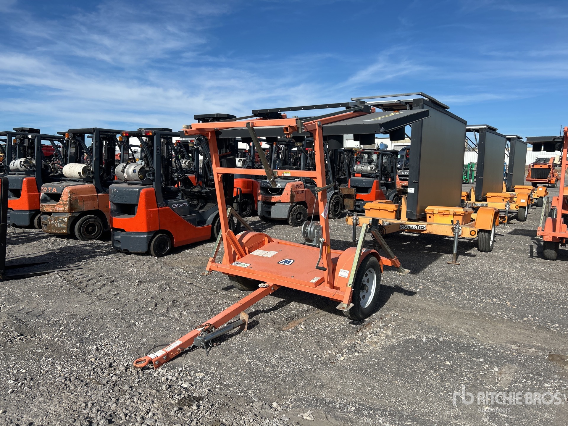 General Appearance with Featured Photo