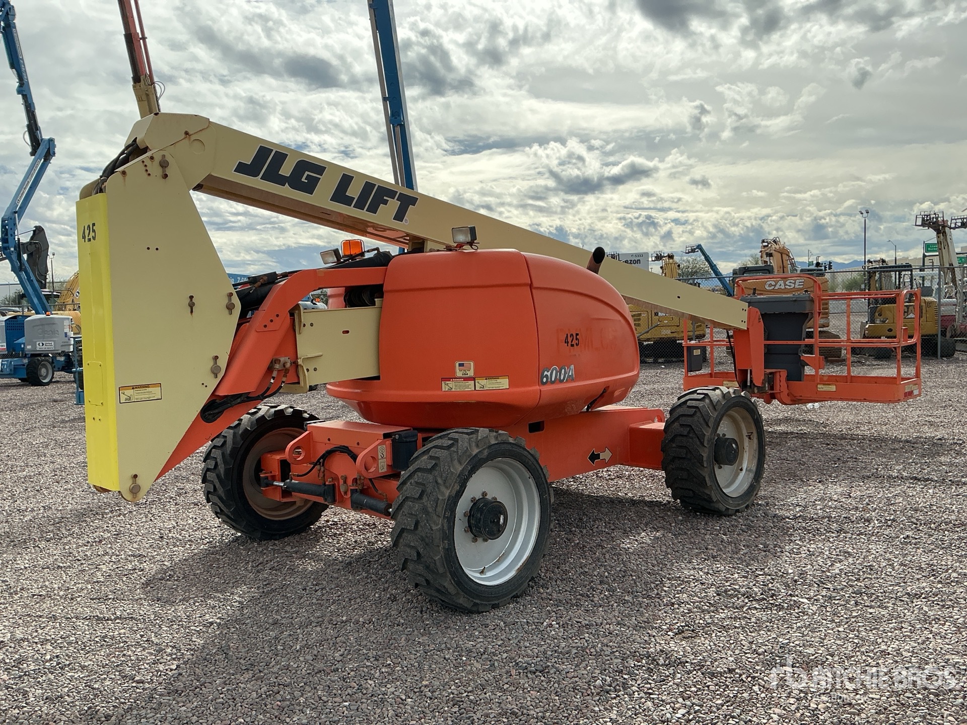 General Appearance with Imagen: esquina trasera derecha