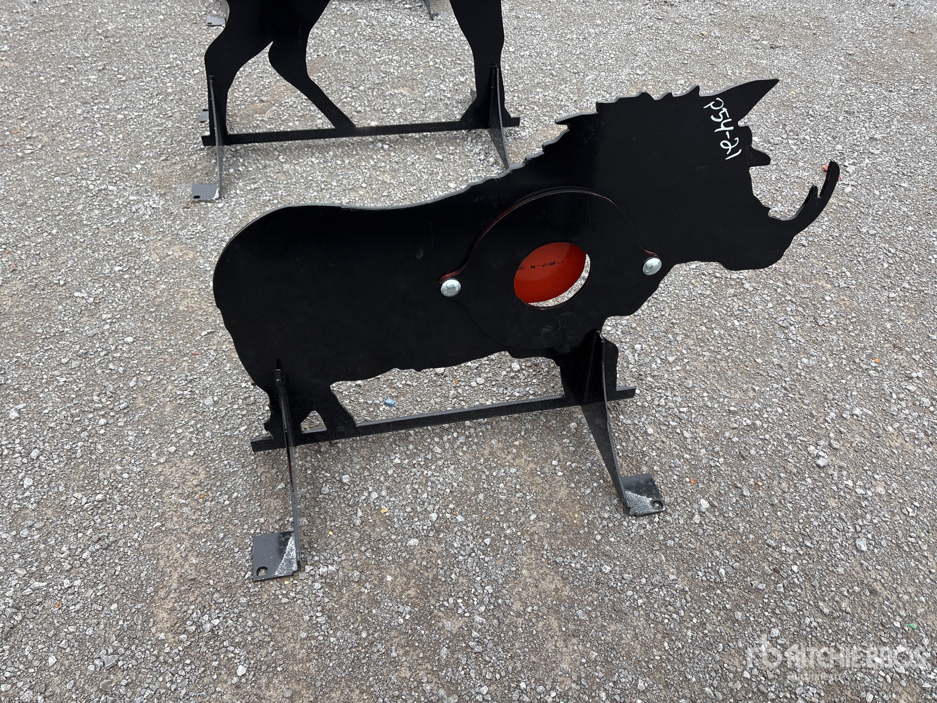 General Appearance with Featured Photo