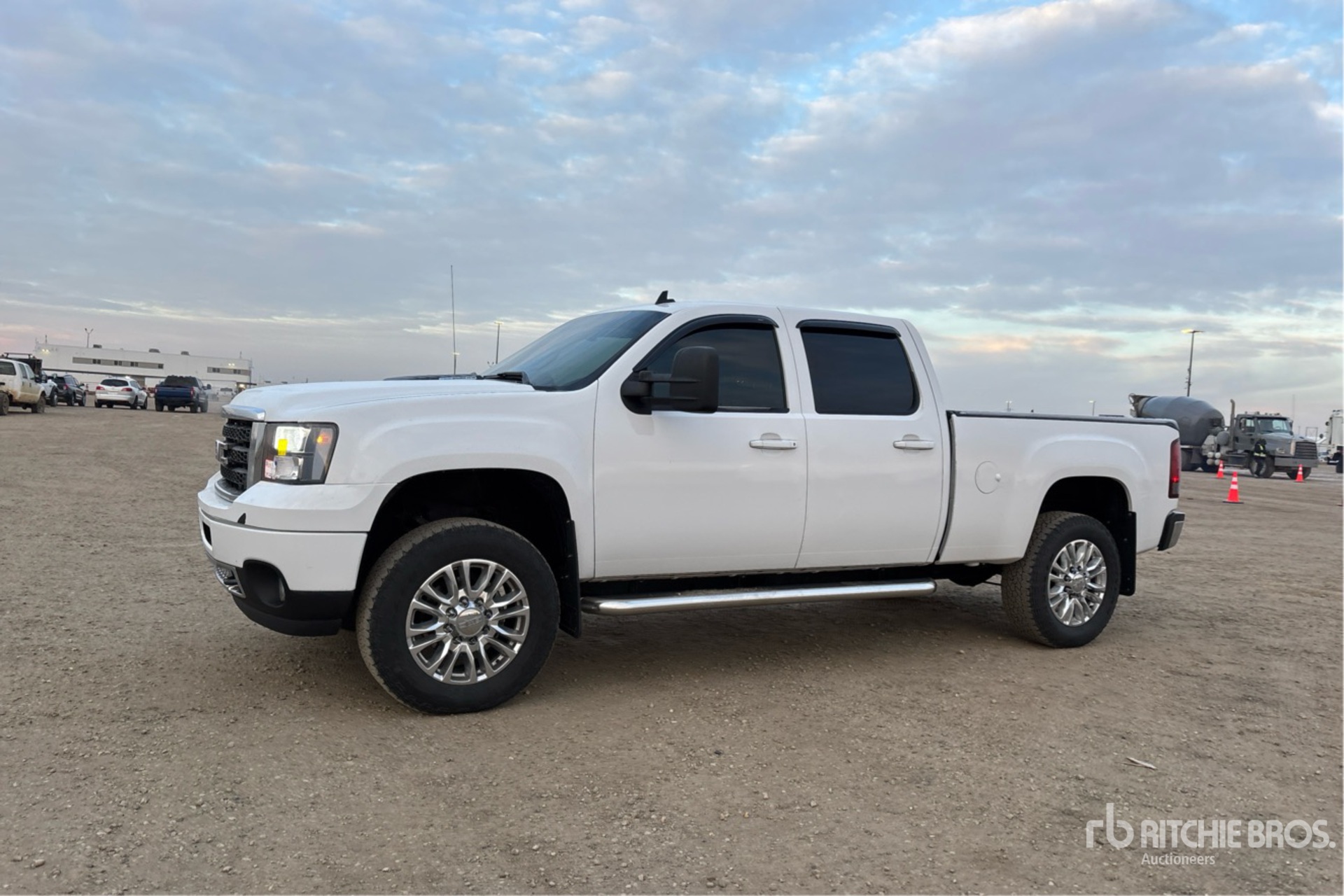 General Appearance with Picture, Left Front Corner