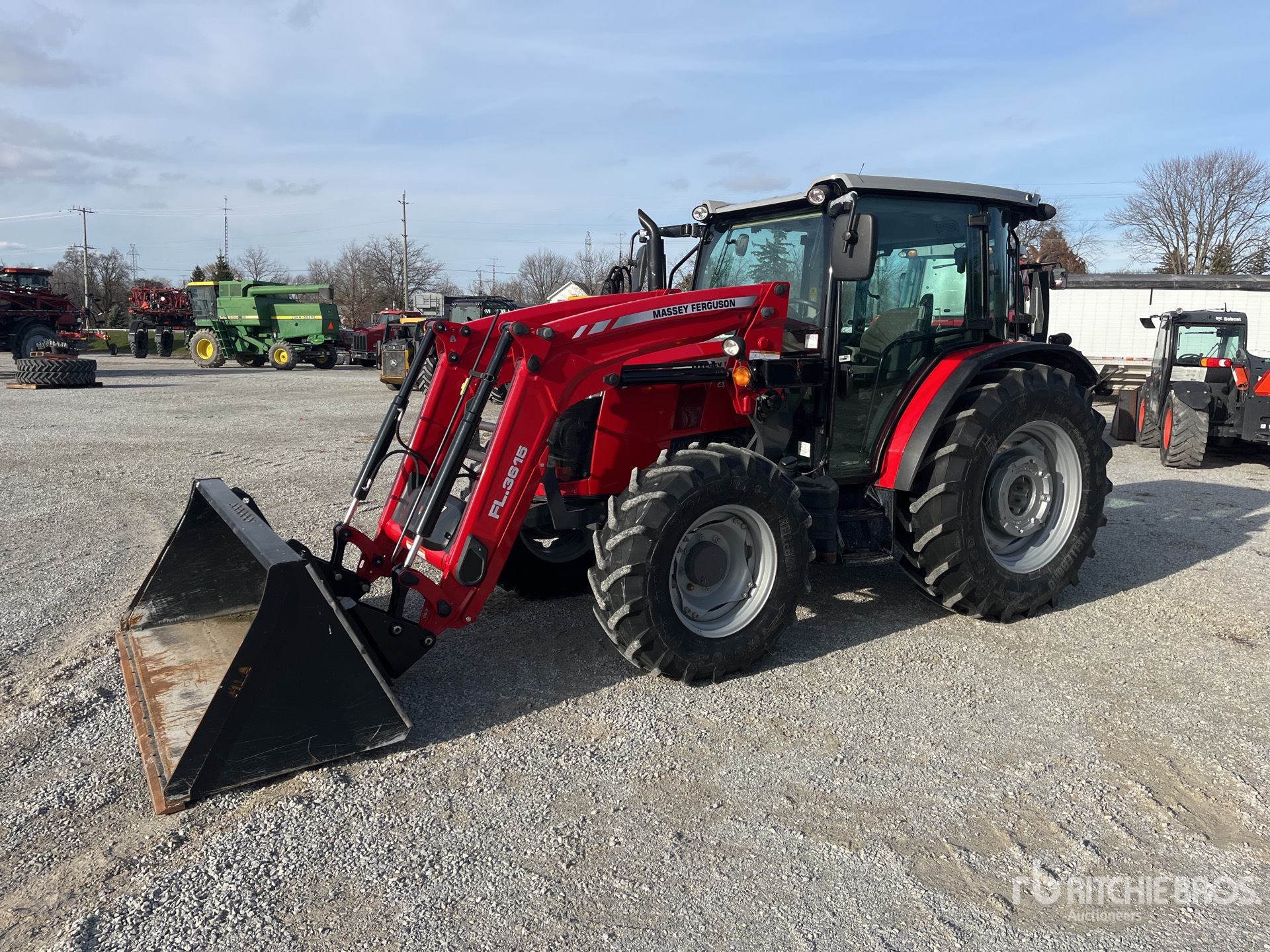 General Appearance with Foto, angolo anteriore sinistro