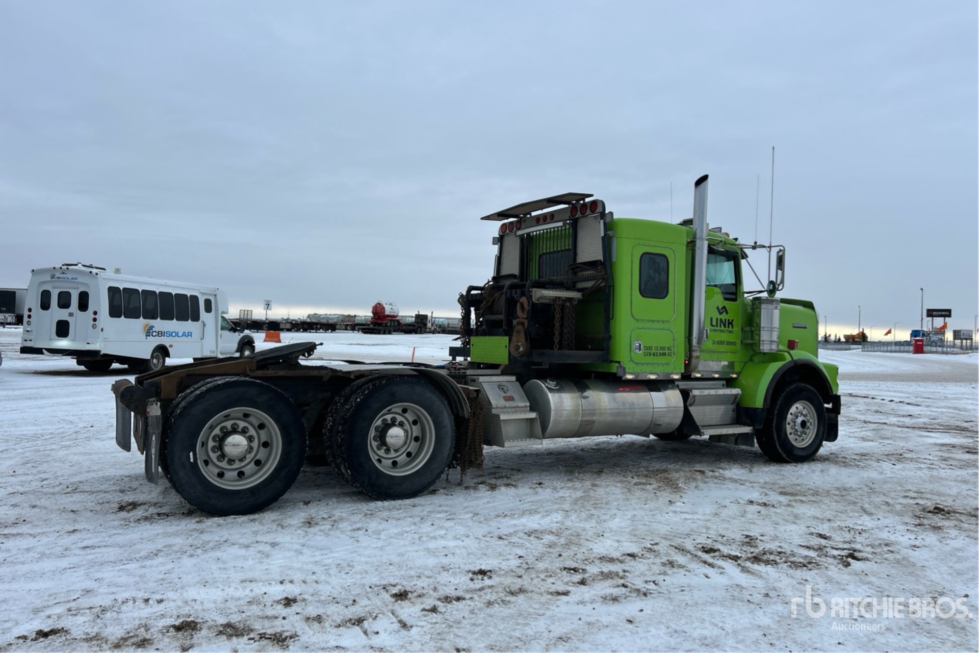 General Appearance with Foto, angolo anteriore sinistro