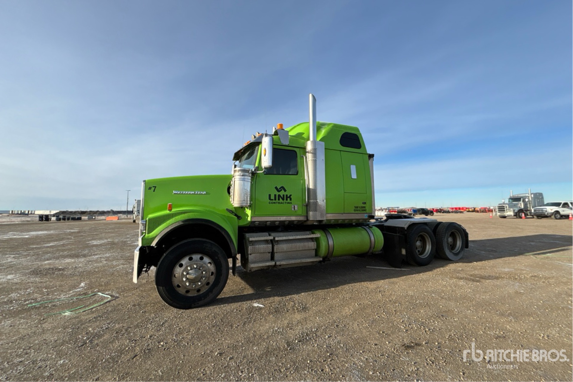 General Appearance with Picture, Left Front Corner