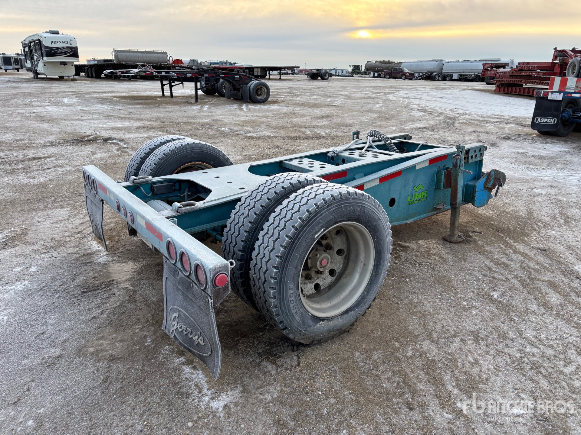 General Appearance with Imagen: esquina trasera derecha