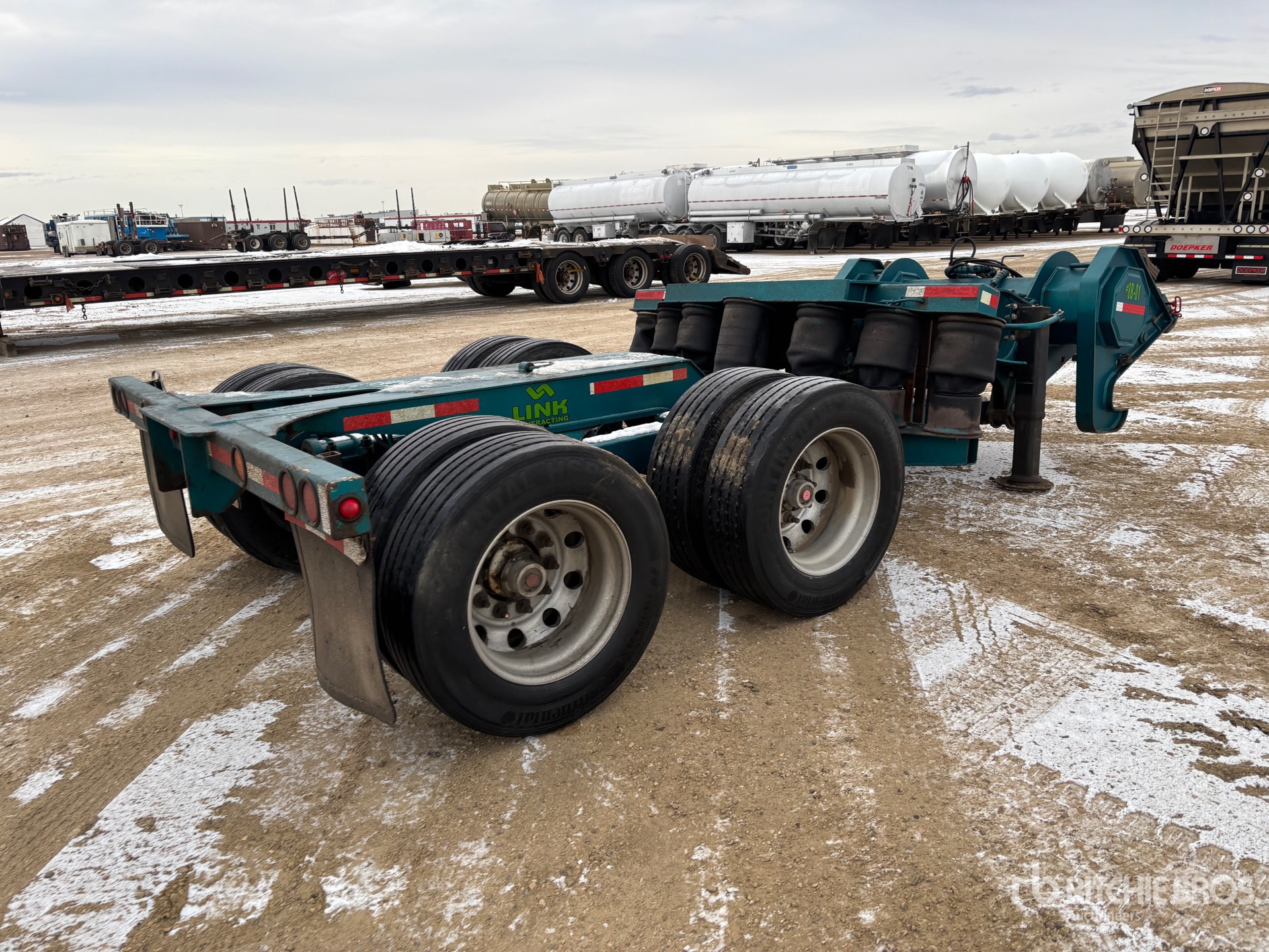 General Appearance with Foto, angolo anteriore sinistro