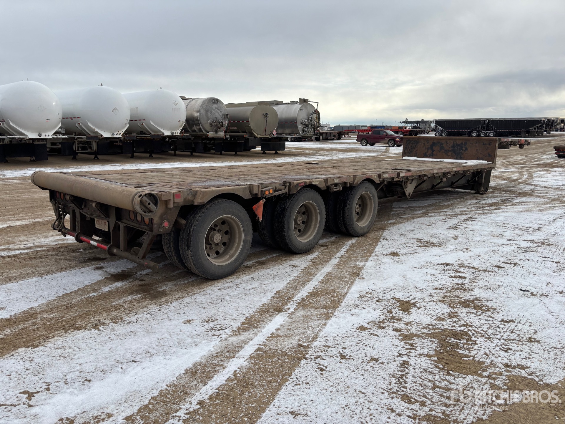 General Appearance with Bild, Ecke hinten rechts