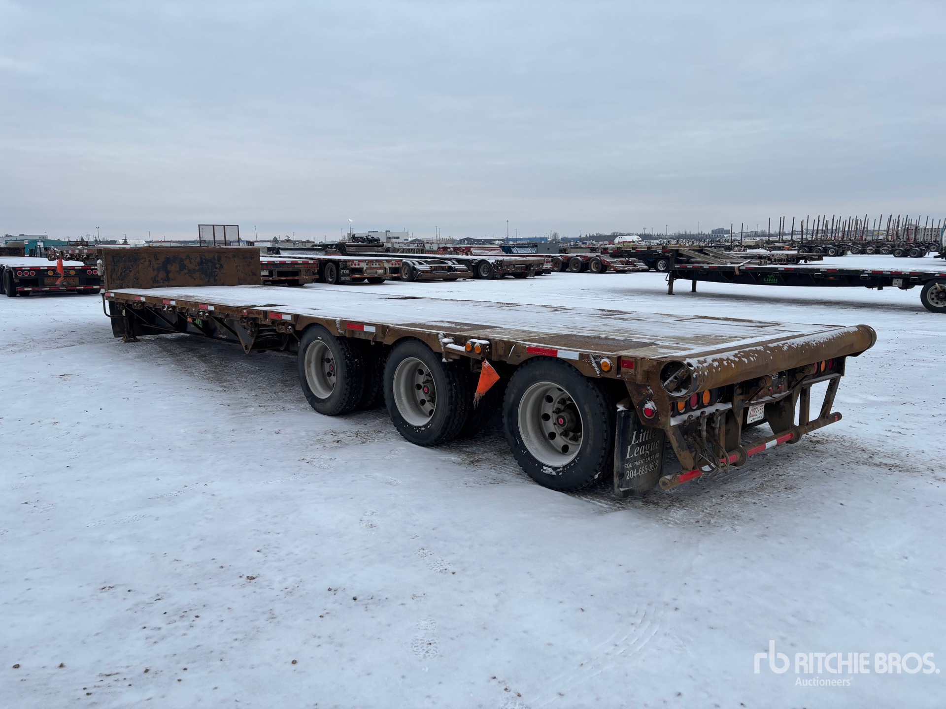 General Appearance with Foto, angolo posteriore sinistro