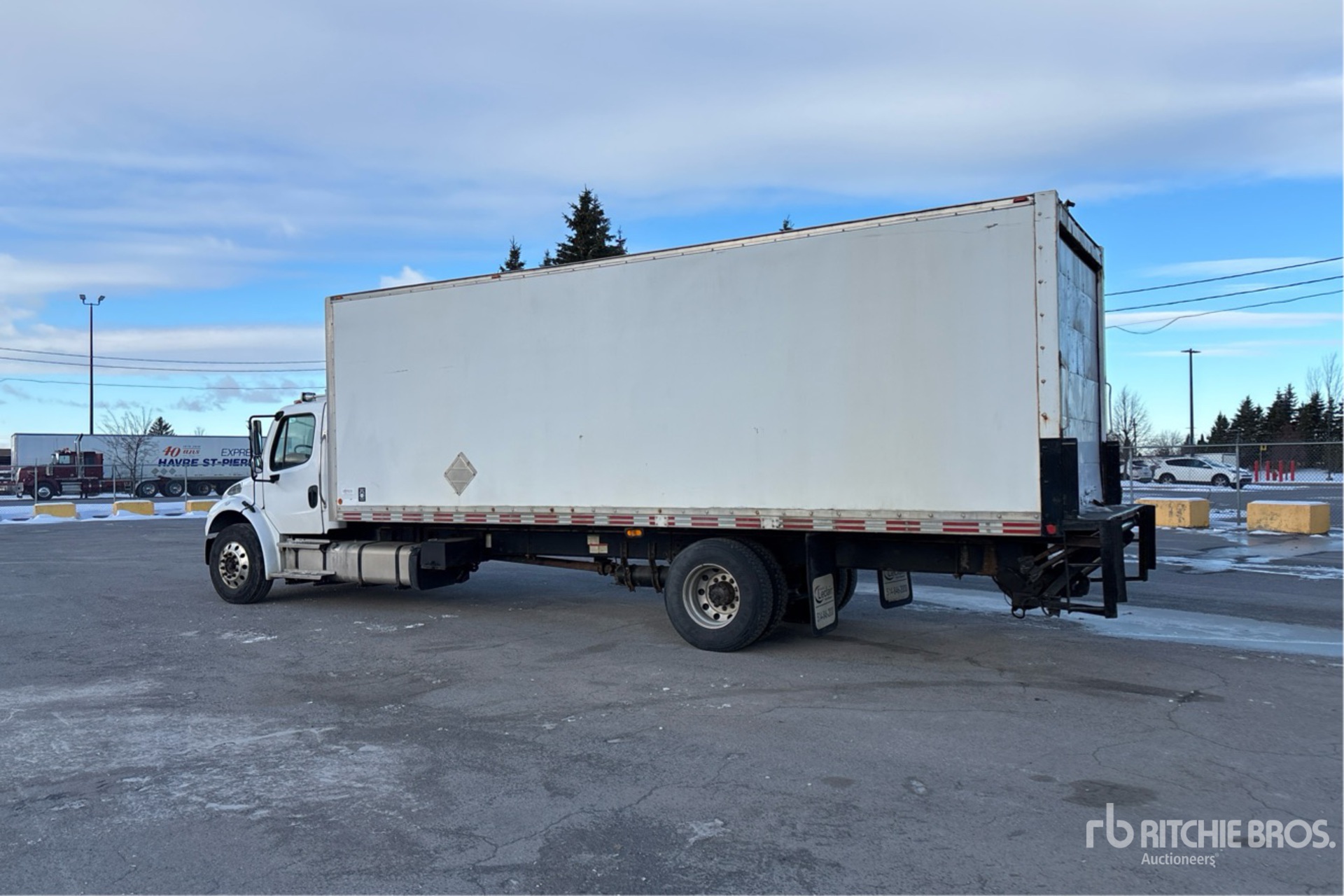 General Appearance with Imagen: esquina trasera izquierda