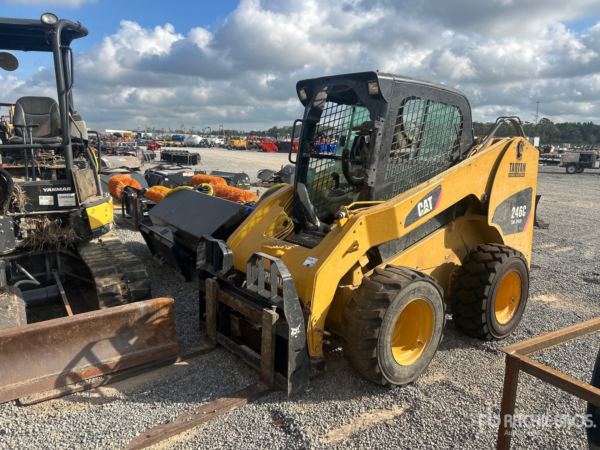 General Appearance with Picture, Left Front Corner