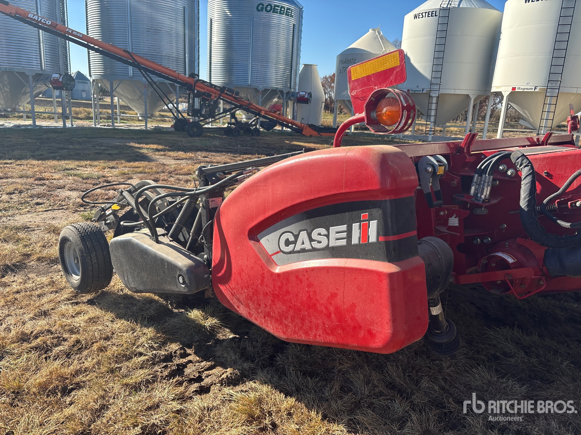 General Appearance with Bild, Ecke hinten links