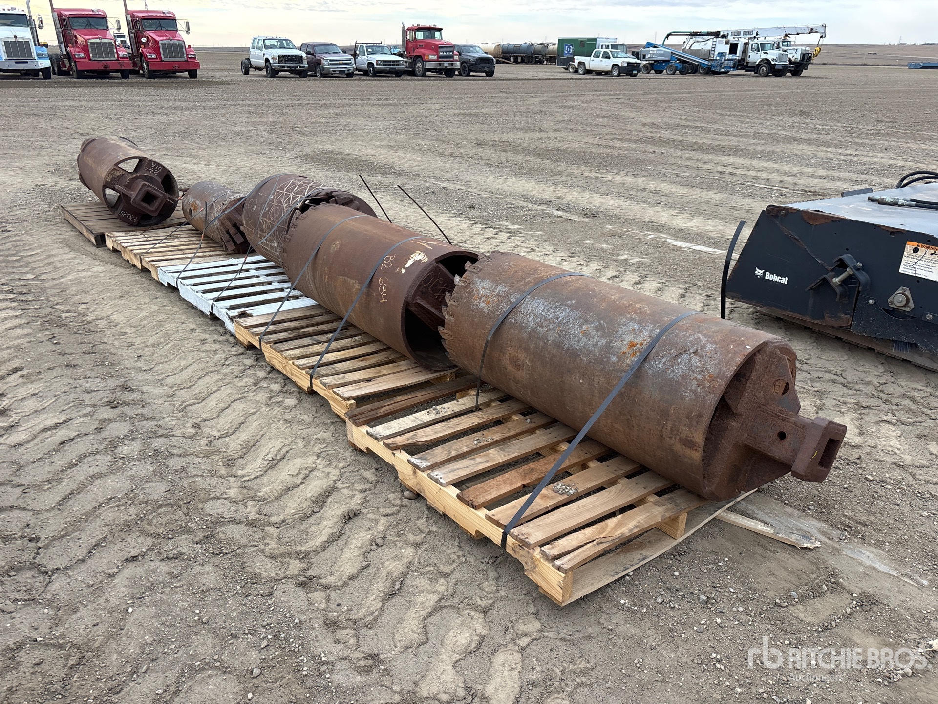 General Appearance with Bild, Ecke vorne rechts