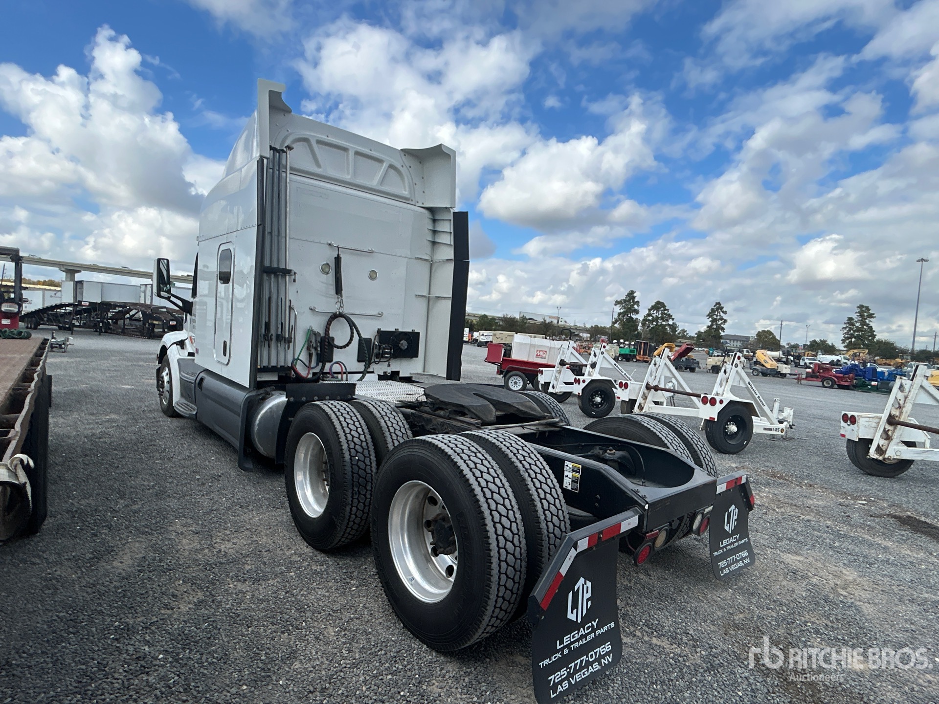 General Appearance with Imagen: esquina trasera izquierda