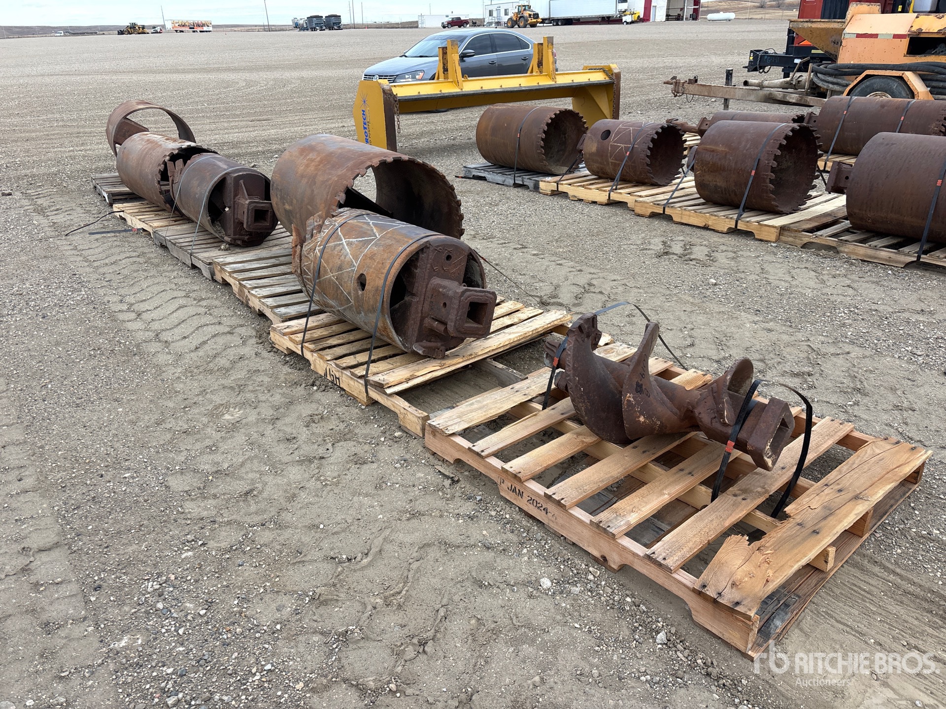 General Appearance with Bild, Ecke hinten links