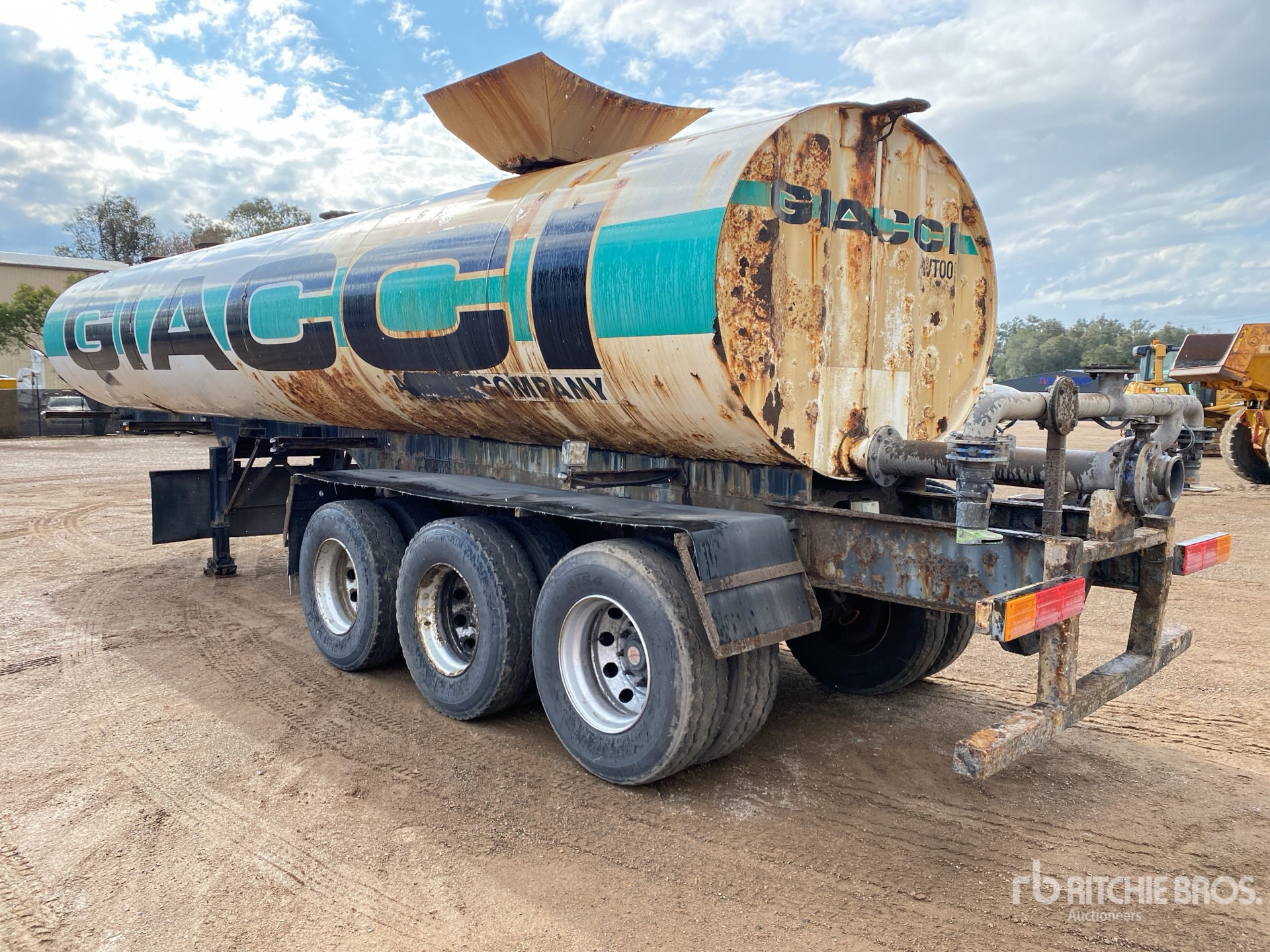 General Appearance with Image, coin arrière droit