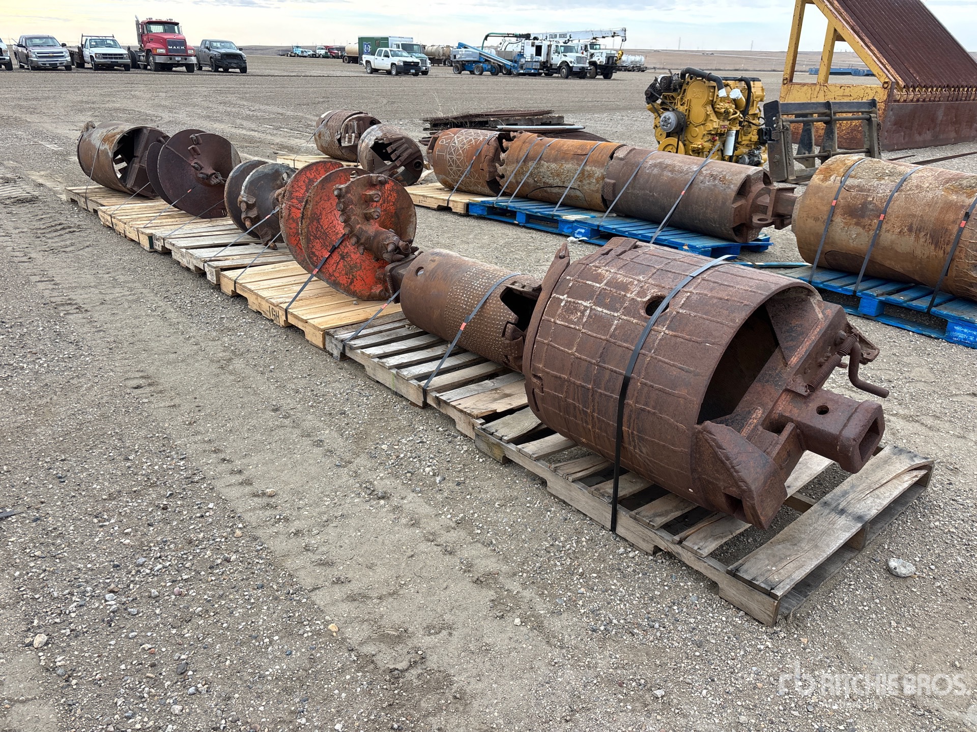 General Appearance with Bild, Ecke vorne rechts